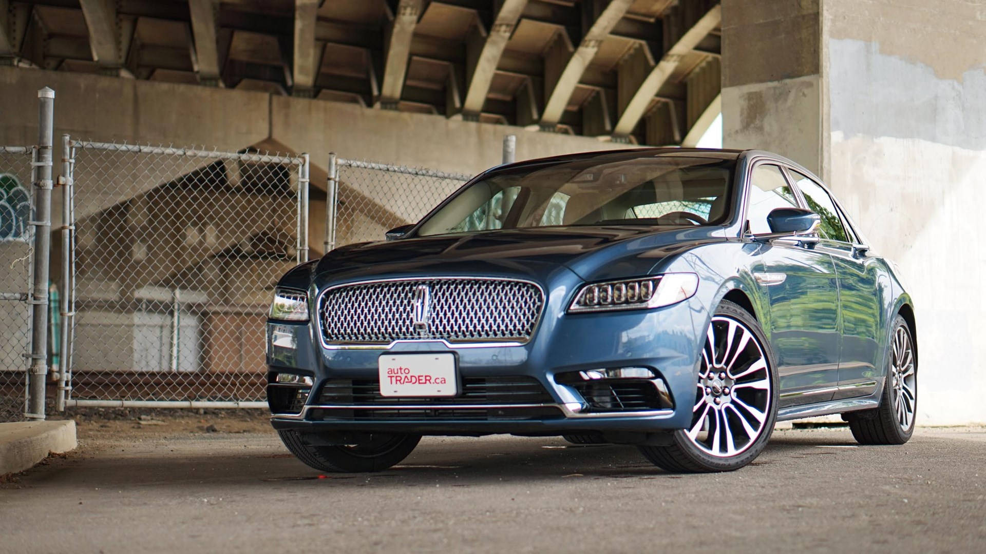2020 Continental Lincoln-autovalokuvaus — Hienot autot GIF Taustakuvat