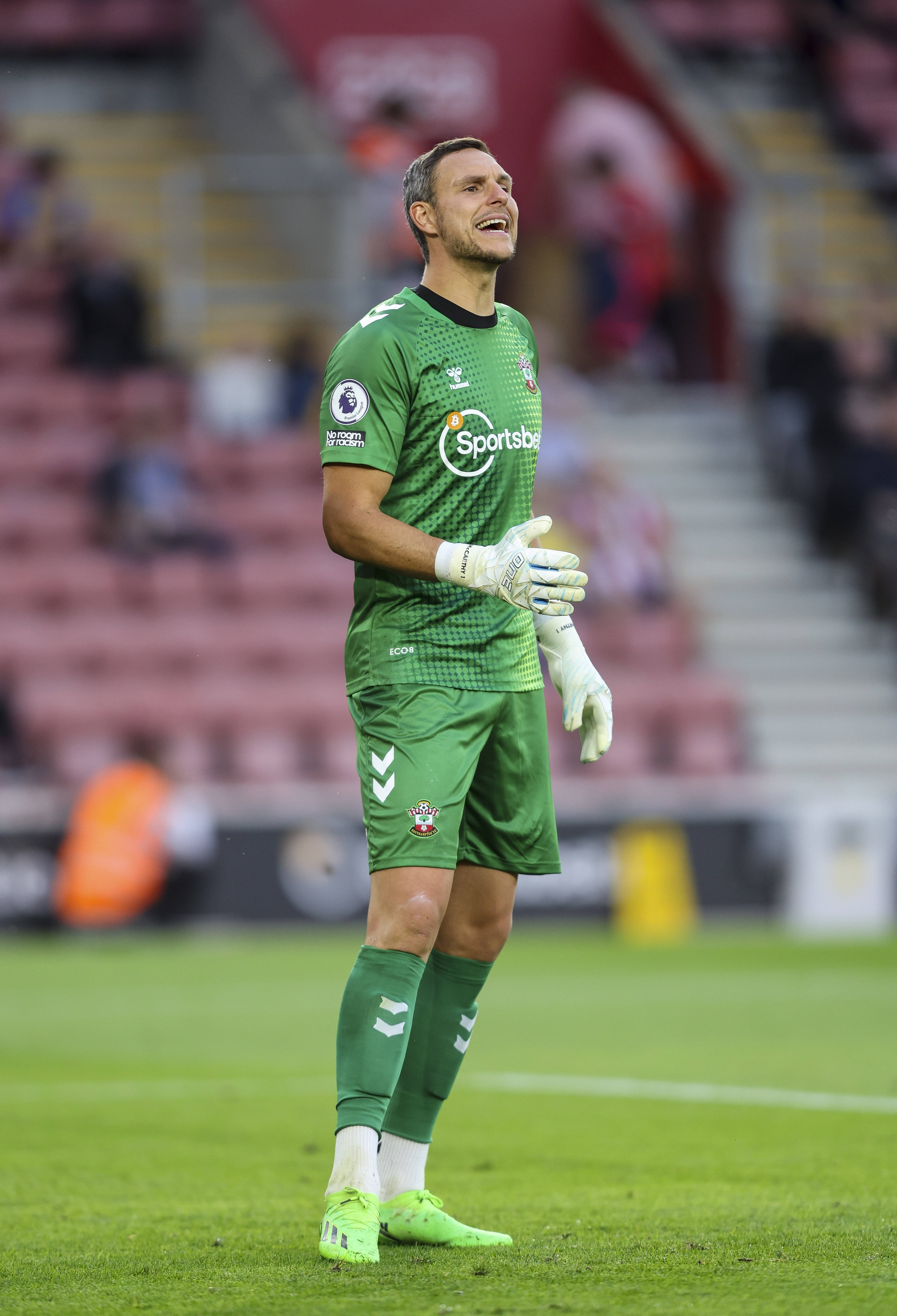 Alex McCarthy jalkapallostadionilla Taustakuvat