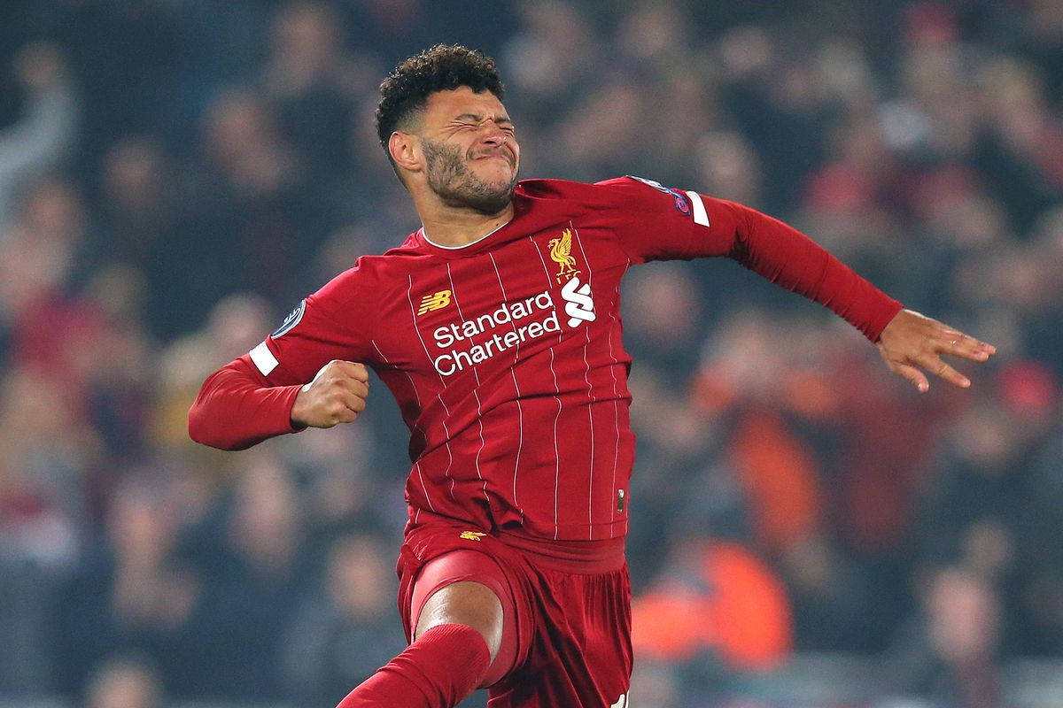 Alex Oxlade-Chamberlain hyppäämässä ilmassa Taustakuvat
