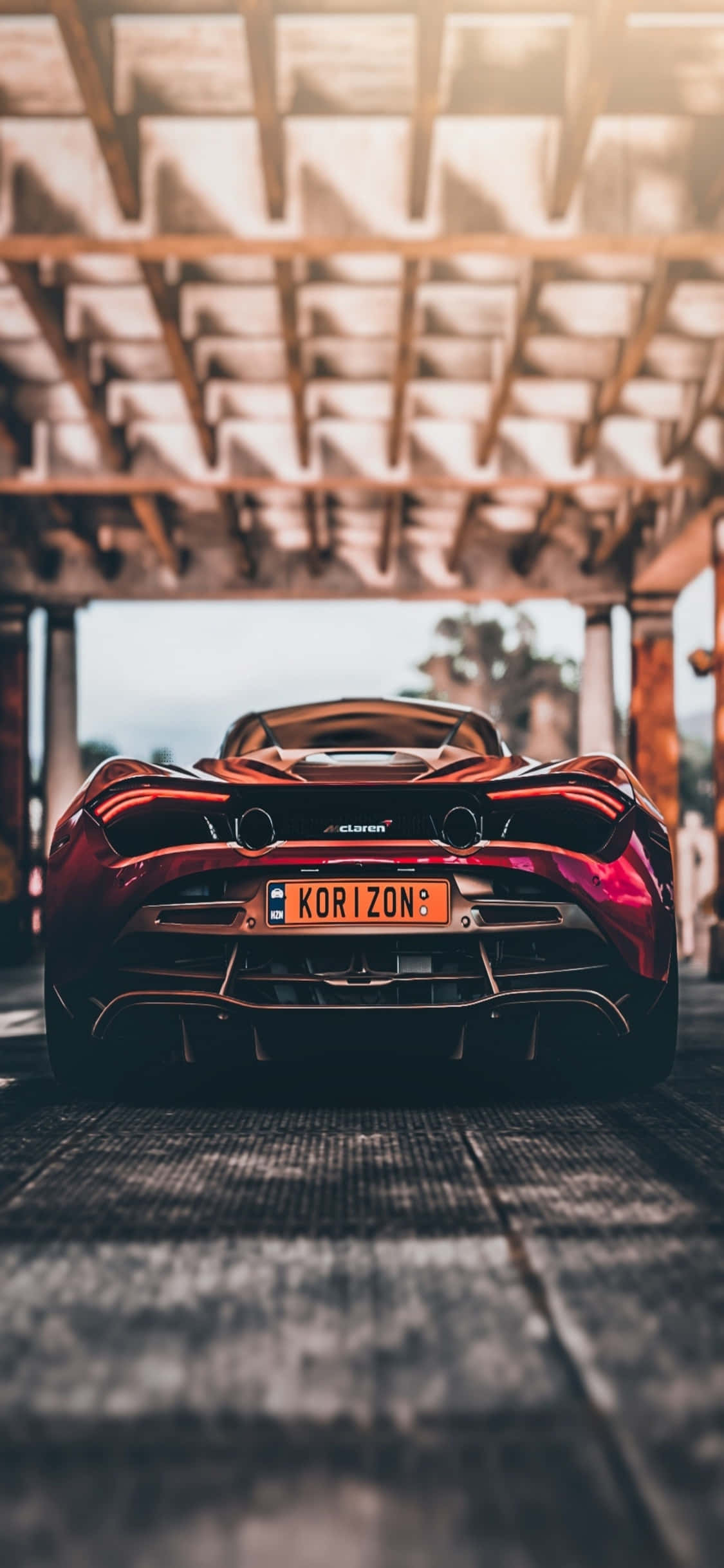 Astu iPhone Xs McLaren 720s -auton rattiin Taustakuvat