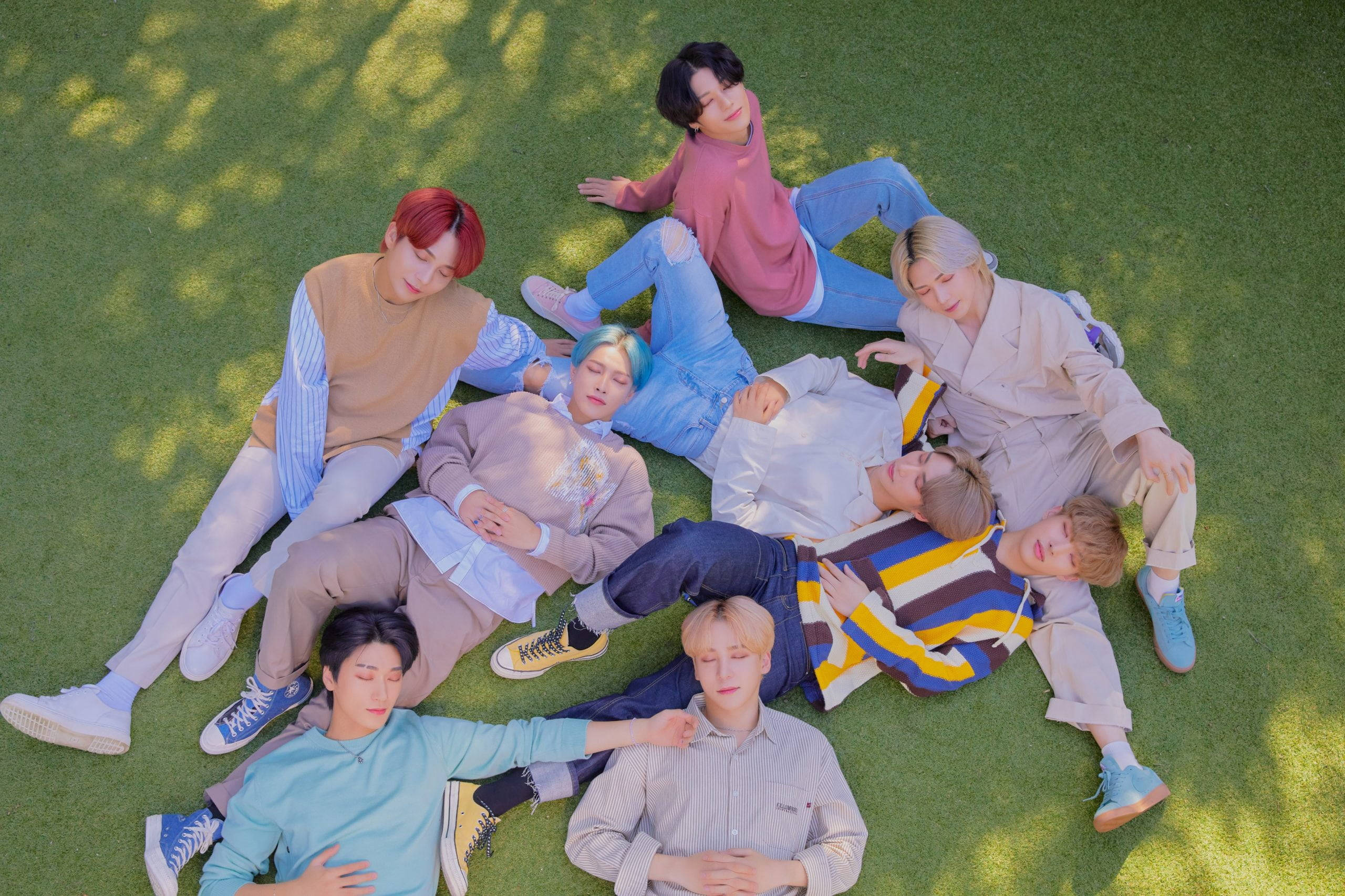 ATEEZ Pelloilla Taustakuvat