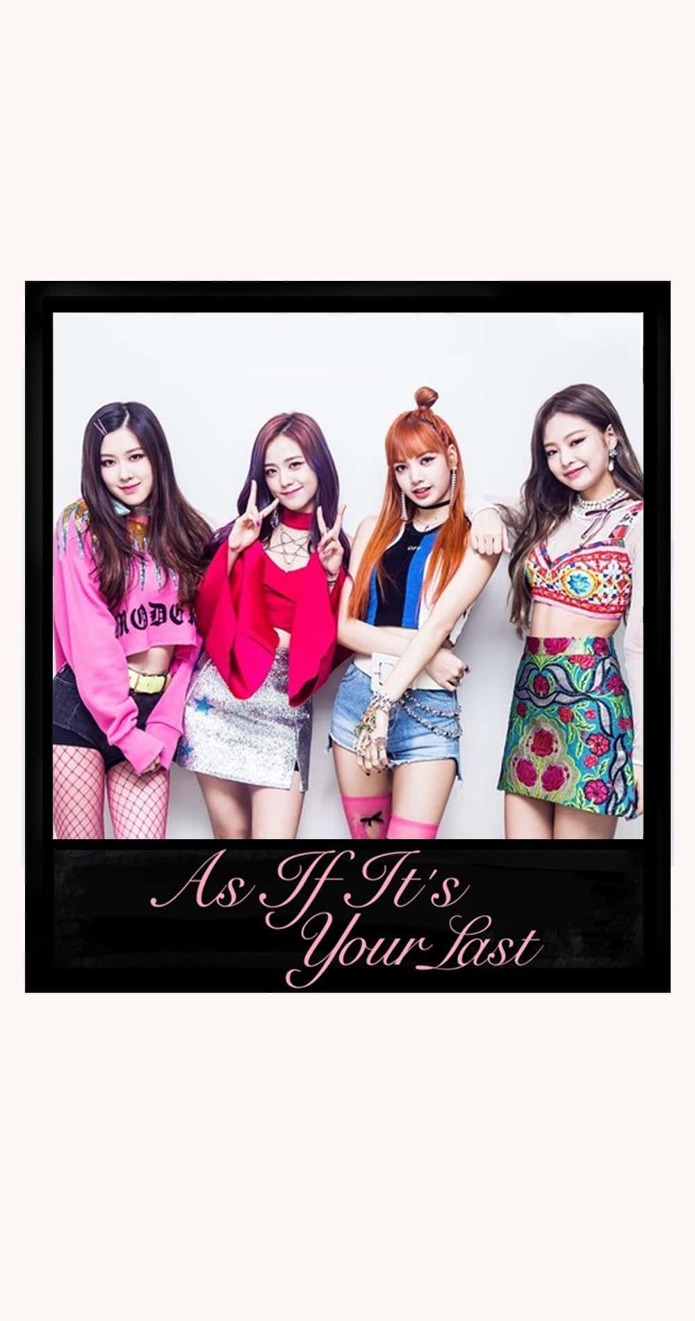 Blackpink valaisee lavan Taustakuvat