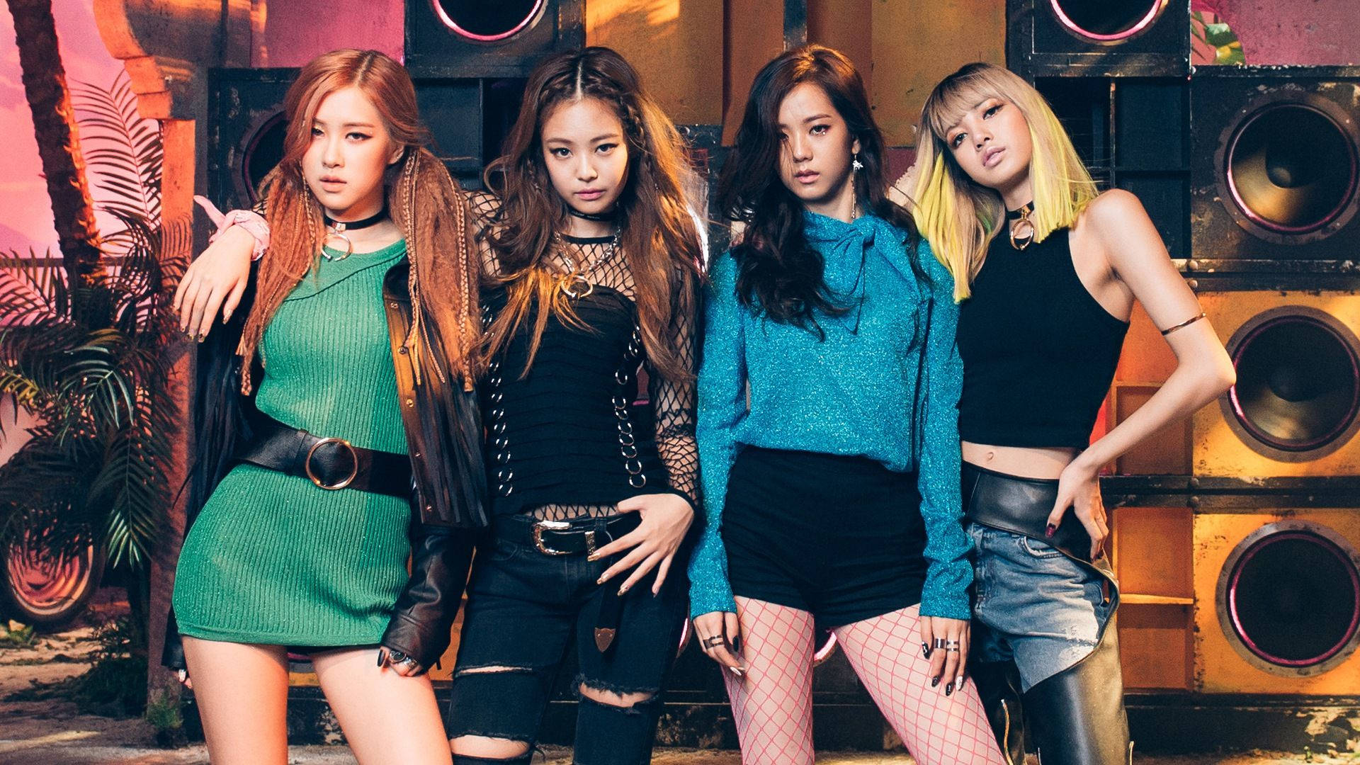 Blackpink valloittaa maailman Boombayah'lla Taustakuvat