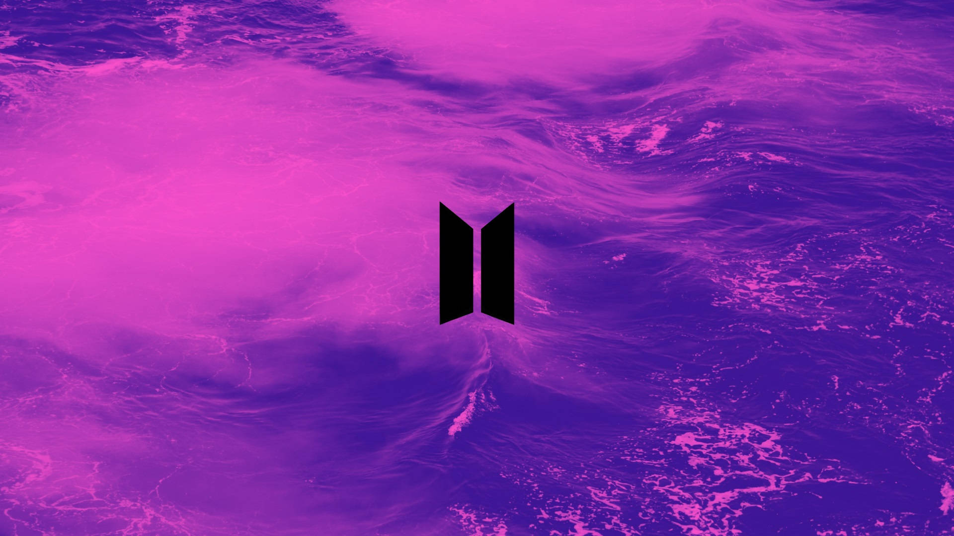 BTS-logo pilvien yllä meren yllä -kannettava Taustakuvat