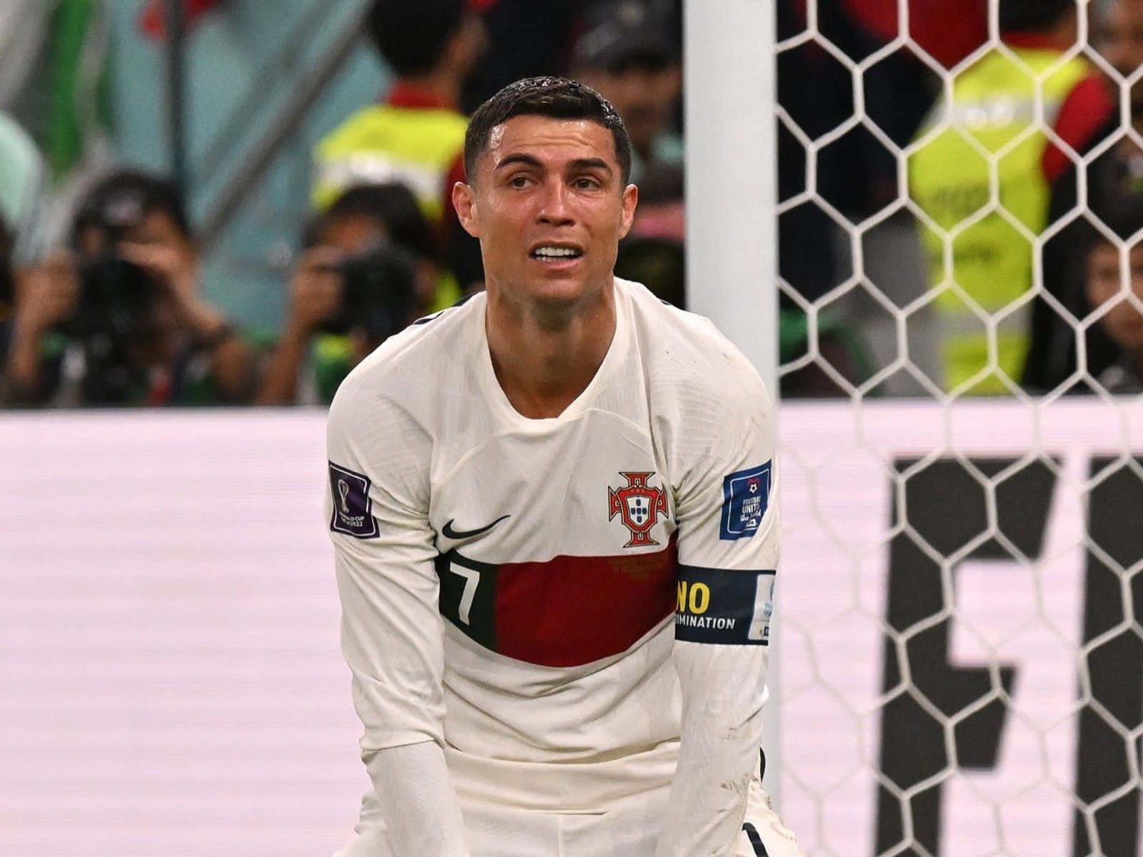 Cristiano Ronaldo toiminnassa jalkapallokentällä Taustakuvat