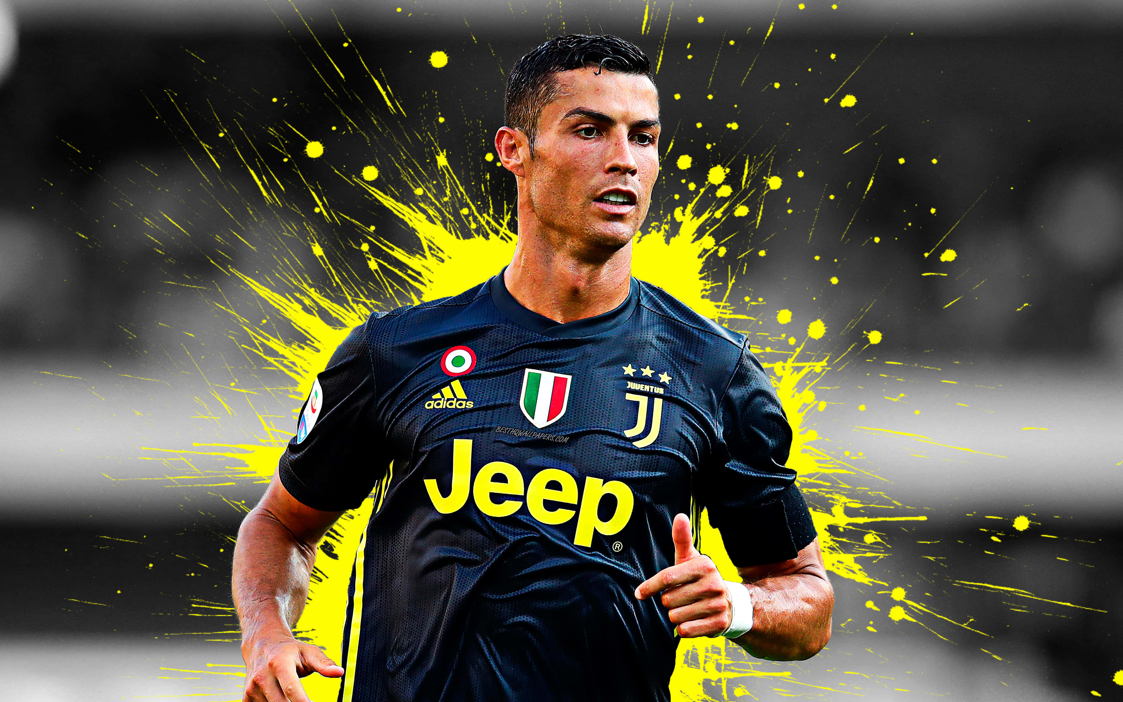 Cristiano Ronaldo toiminnassa, esittelemässä uskomattomia jalkapallotaitojaan Taustakuvat