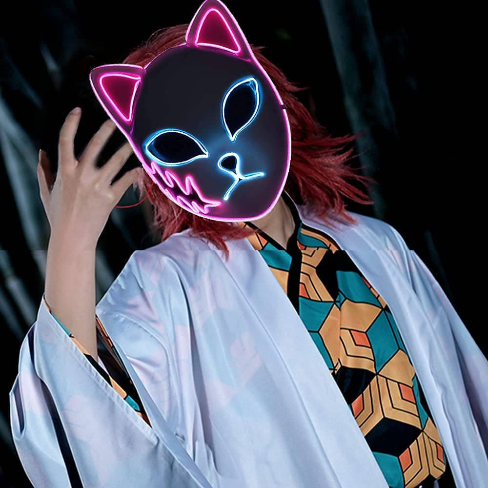 Demon Slayer -maski cosplayaajalla Taustakuvat