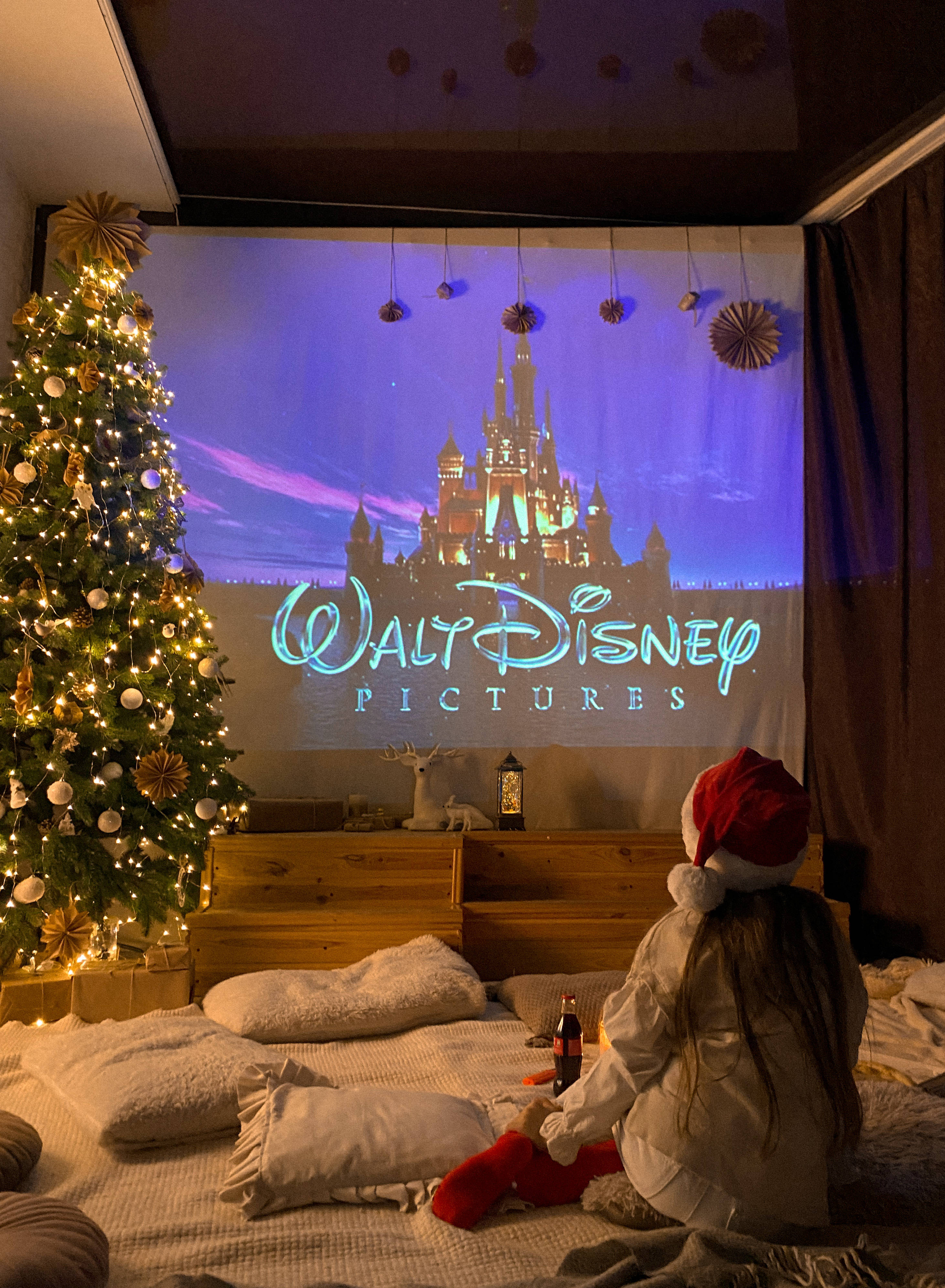 Disney Jouluelokuvailta Taustakuvat
