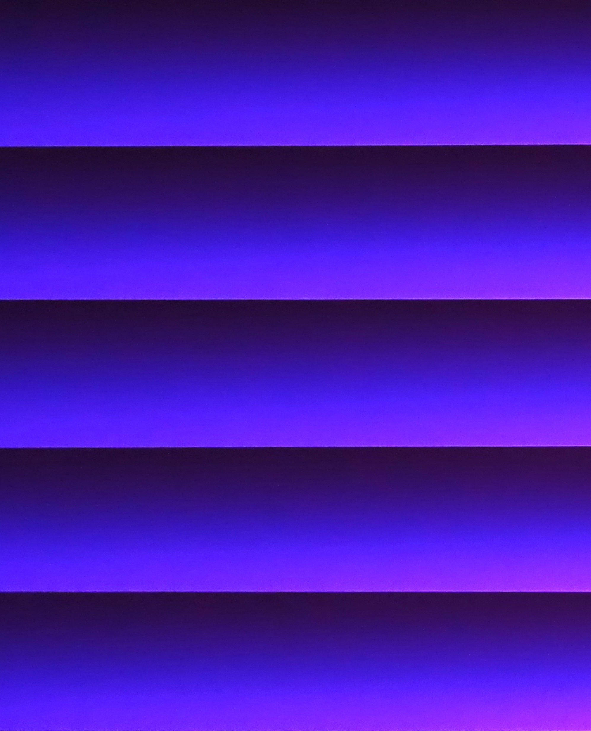 Elävä raidallinen liukuväri violetein sävyin Taustakuvat