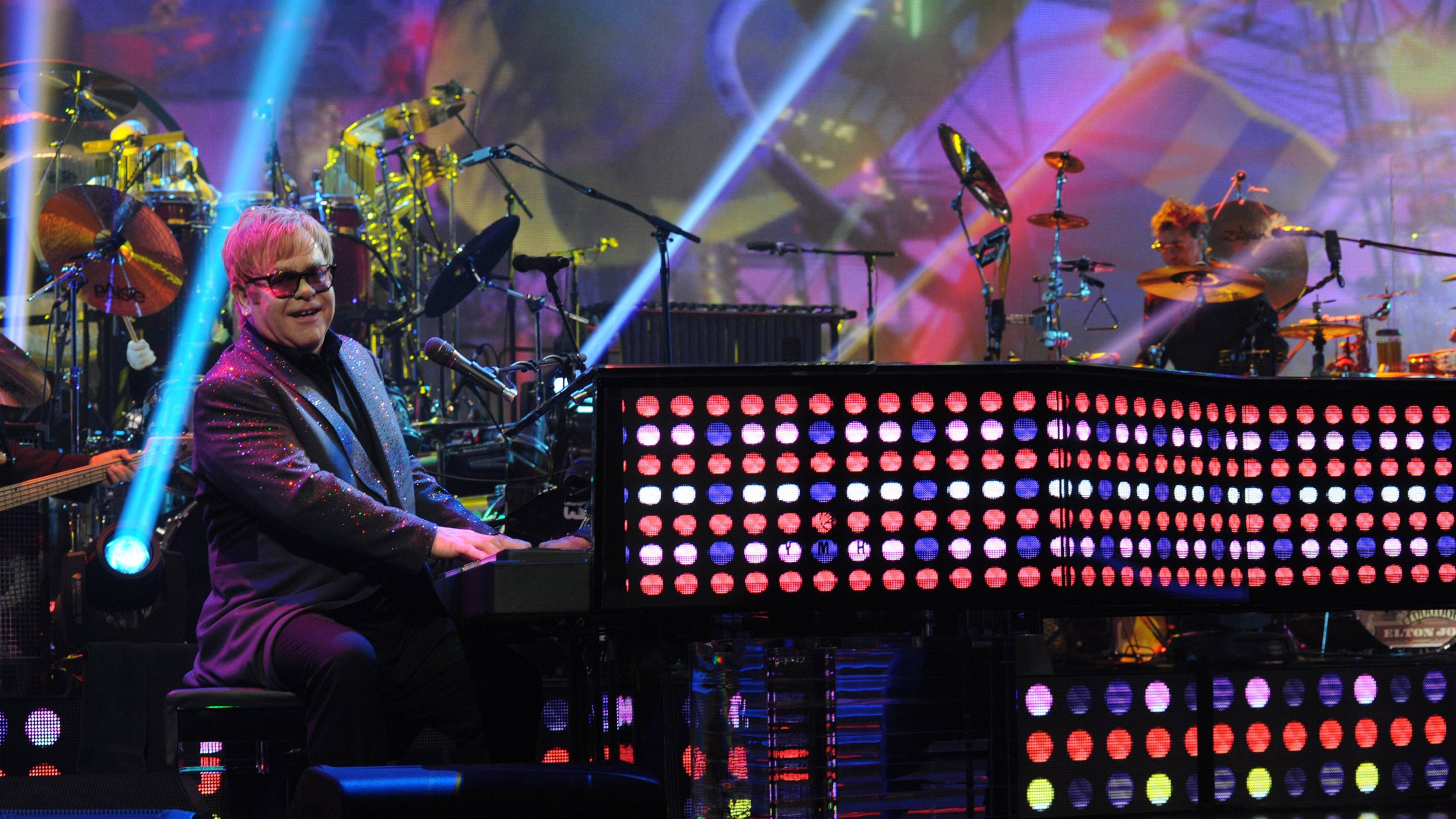 Elton Johnin pilkkupiano Taustakuvat