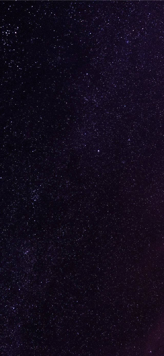 Esteettinen yötaivas iPhonelle Taustakuvat