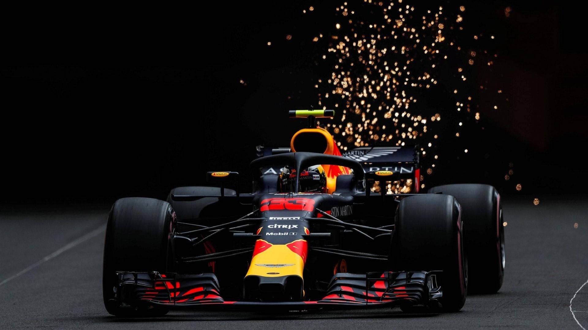 Formula 1 työpöytä musta ja punainen auto Taustakuvat