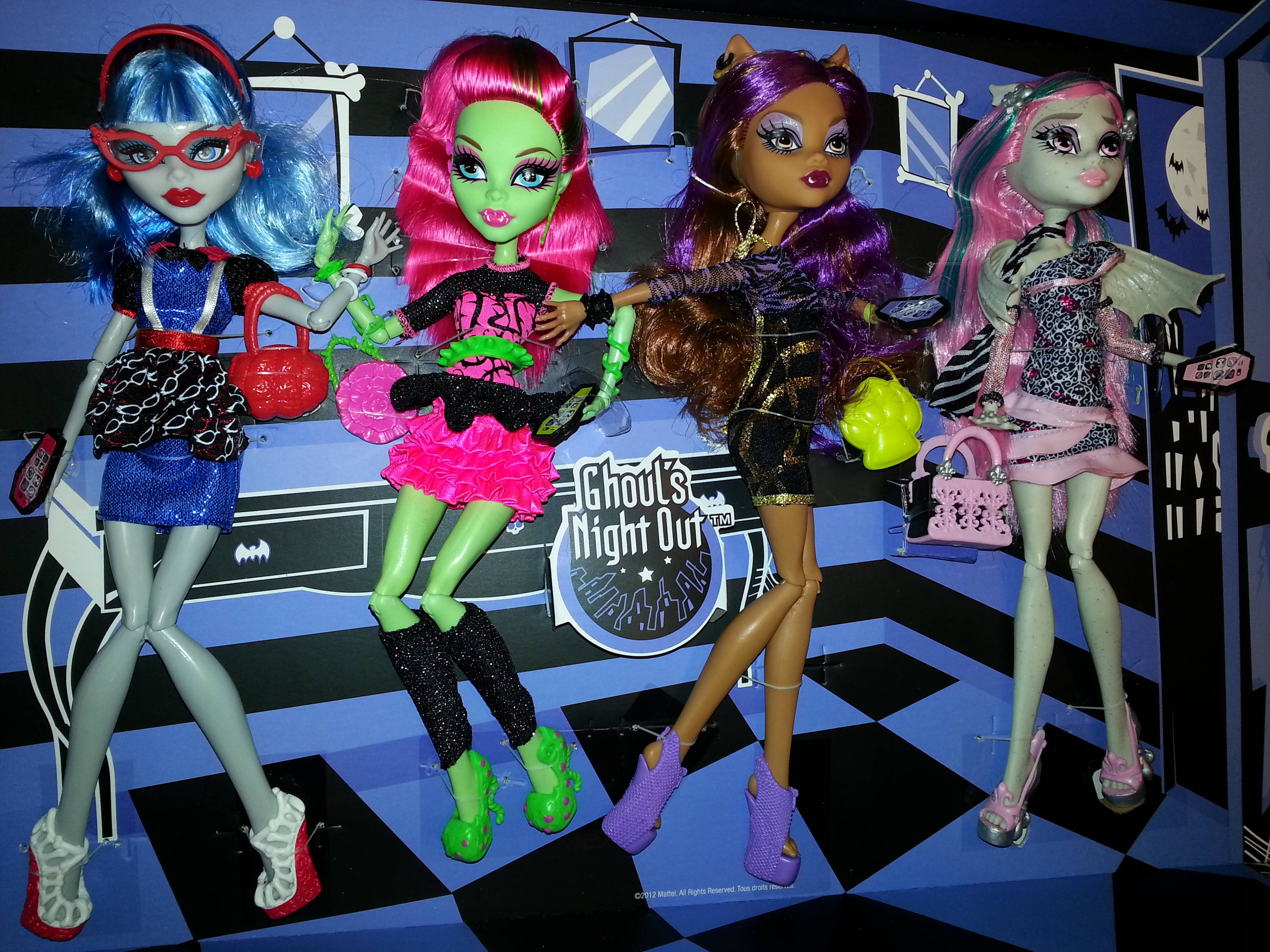 Ghoul's Night Out Bratz-estetiikka Taustakuvat