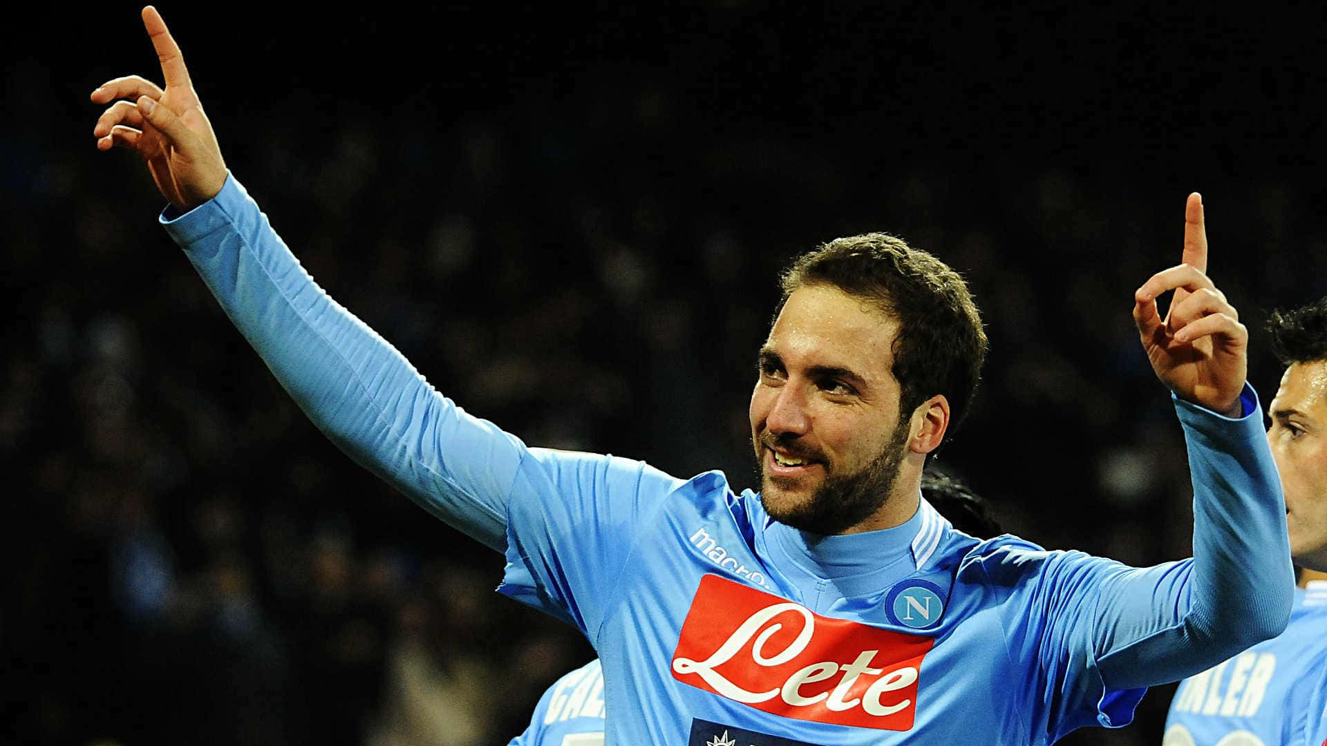 Gonzalo Higuain Napoli maalin tehtyään Taustakuvat