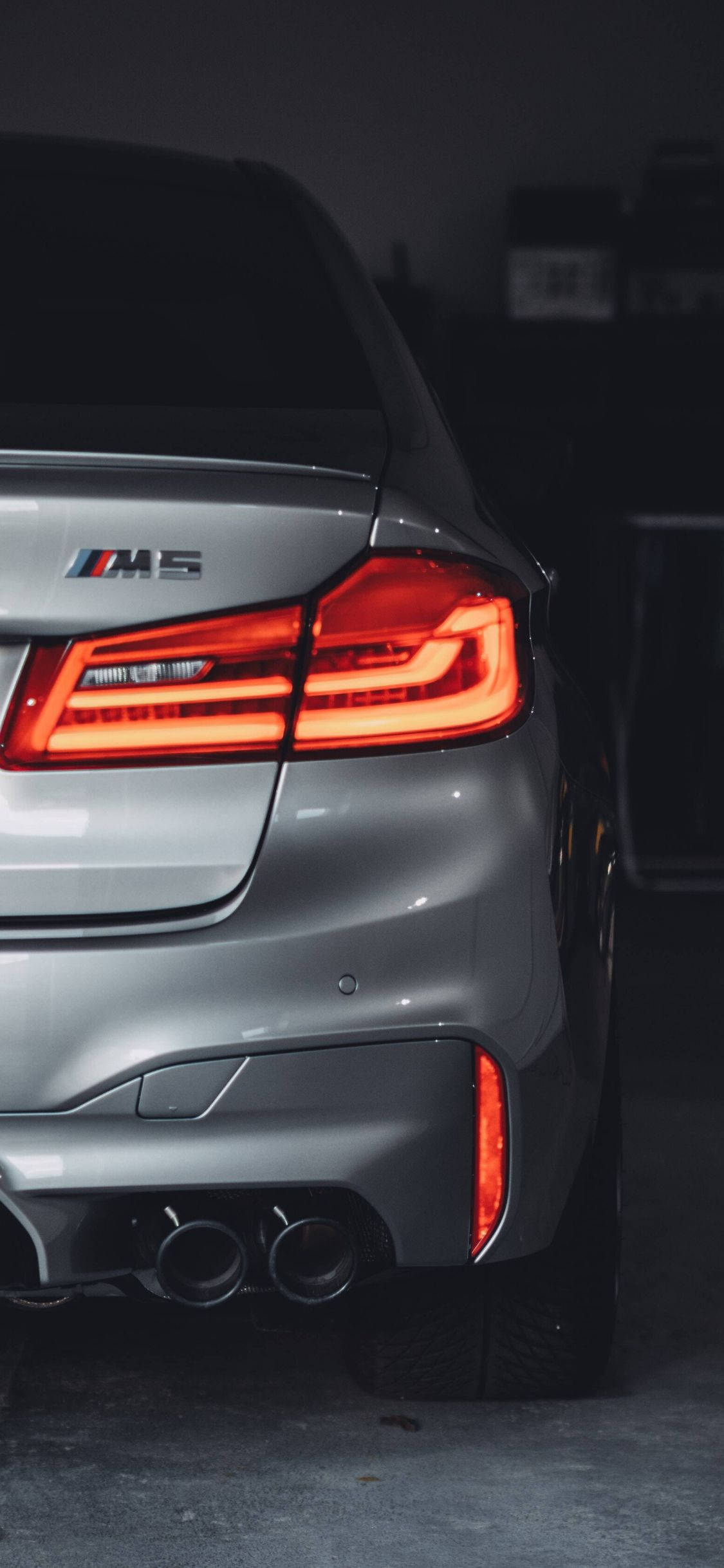 Harmaa BMW M5 Auto iPhone Taustakuvat
