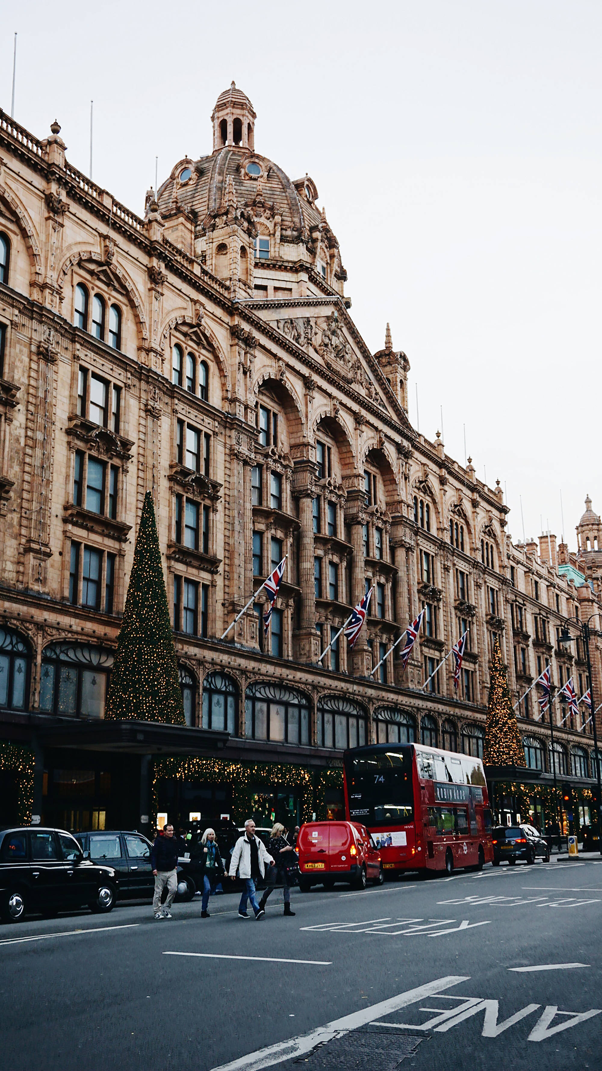 Harrodsin ylittävät ihmiset Taustakuvat