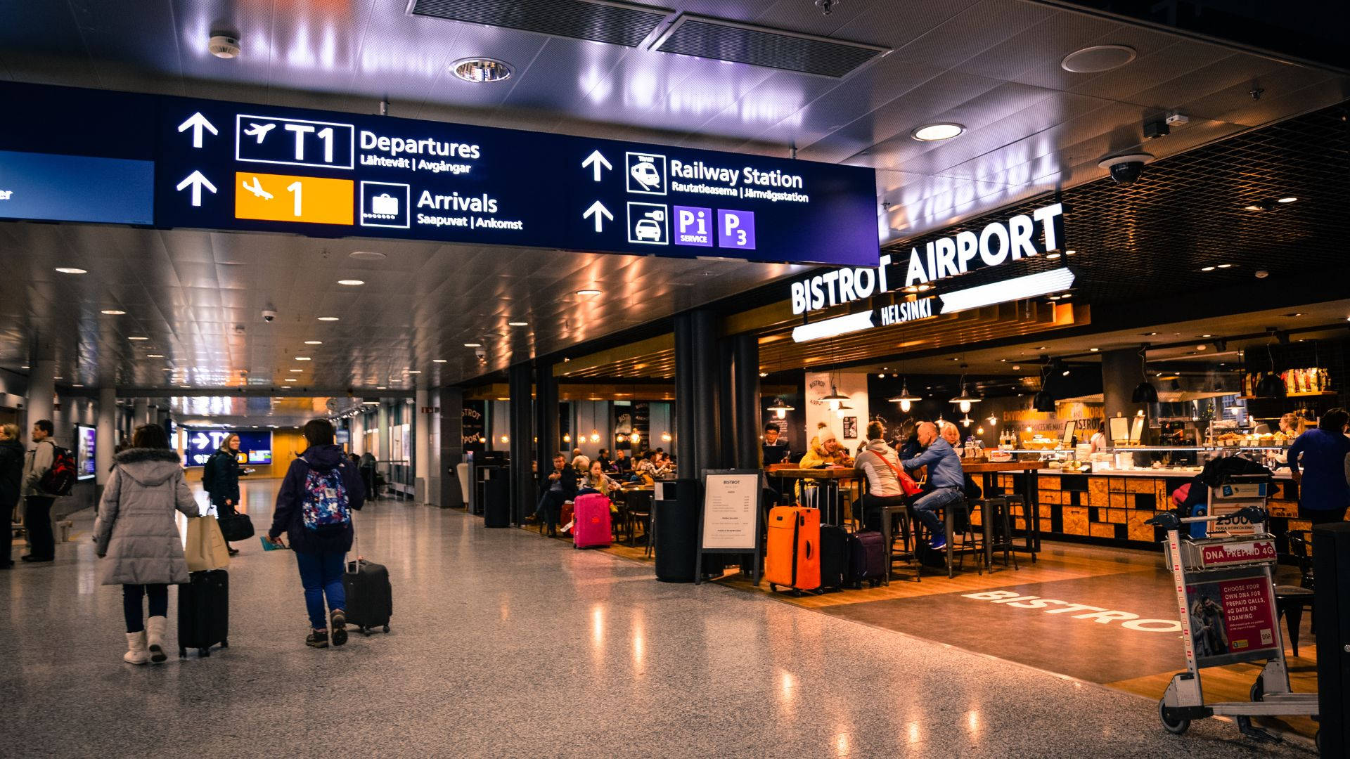 Helsingin lentokentän myymälän sisätila Taustakuvat