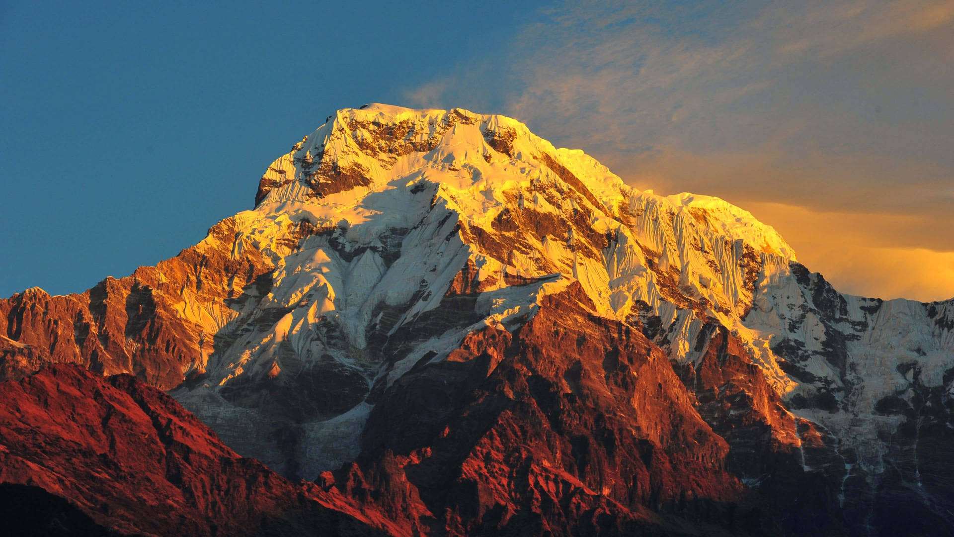 Annapurnan massiivi Himalajan vuori 4k-taustakuva.