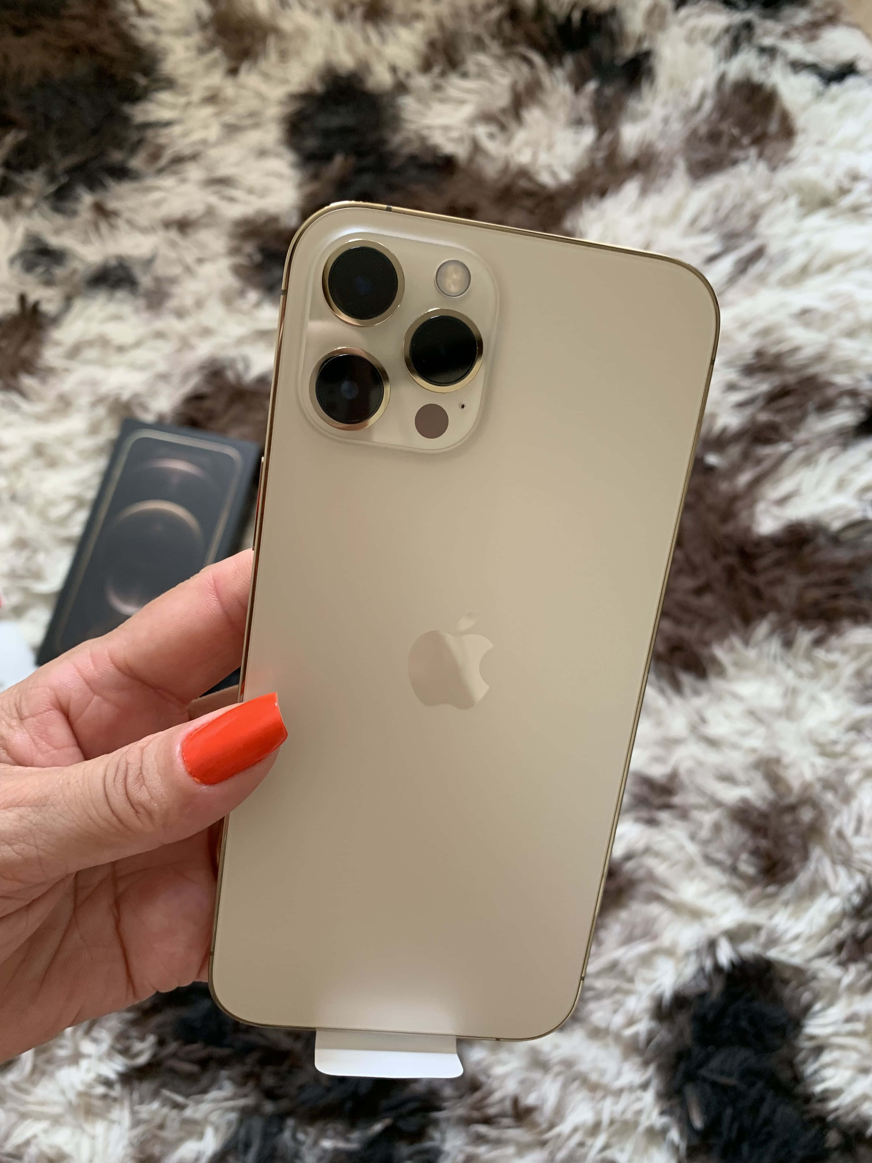 iPhone 12 kuvia Taustakuvat