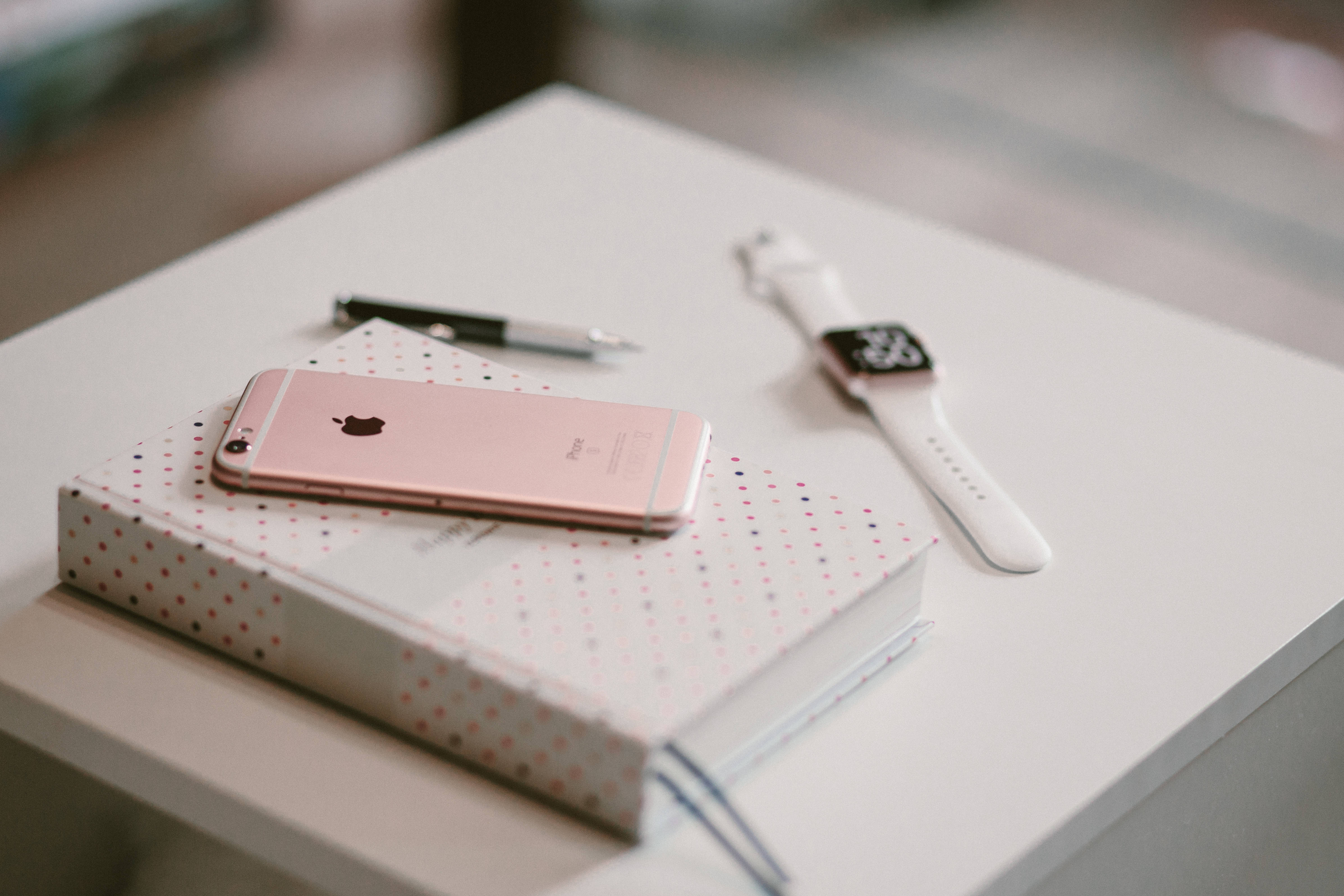 iPhone 6S Rose Gold Taustakuvat