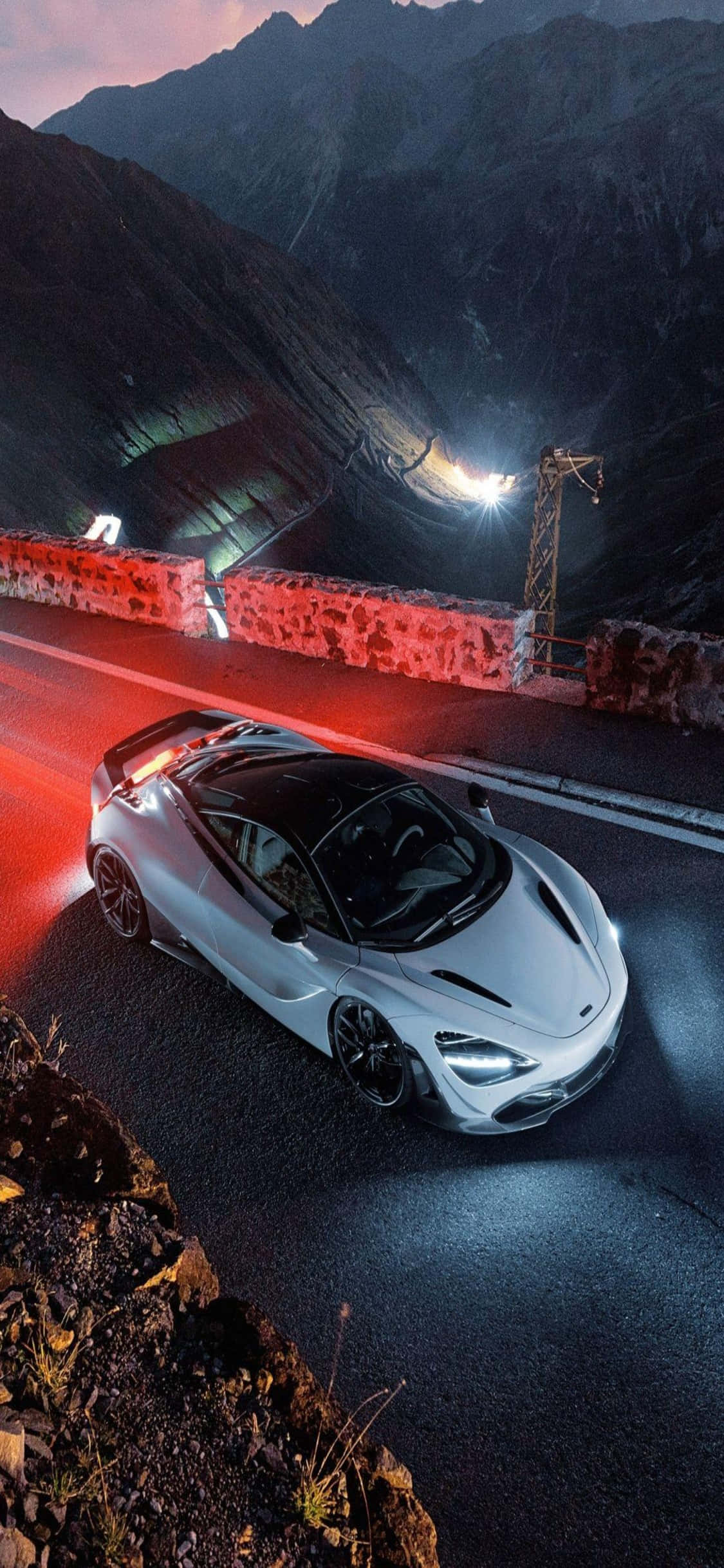 iPhone X McLaren 720s valkoinen auto -tausta Taustakuvat