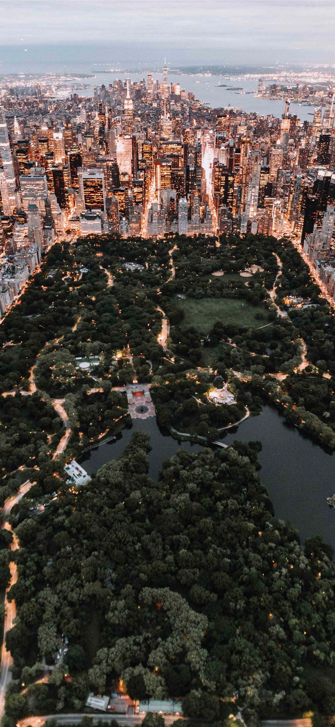 iPhone X New Yorkin sydämessä Taustakuvat