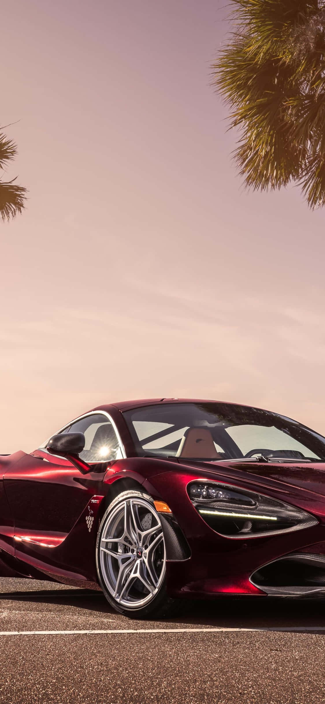 iPhone Xs ja McLaren 720s: Ylellisyyden symboli Taustakuvat