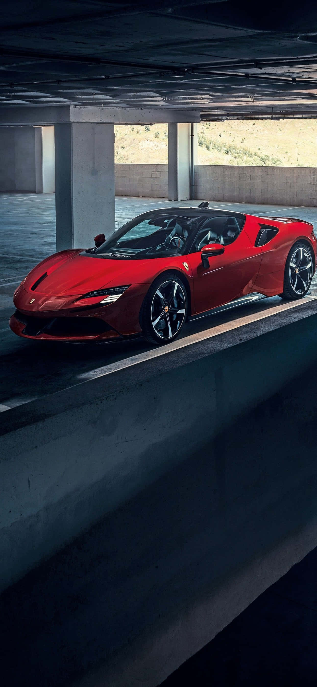 iPhone Xs Max Ferrari -taustakuva Punainen Ferrari SF90 Stradale parkkipaikalla Taustakuvat