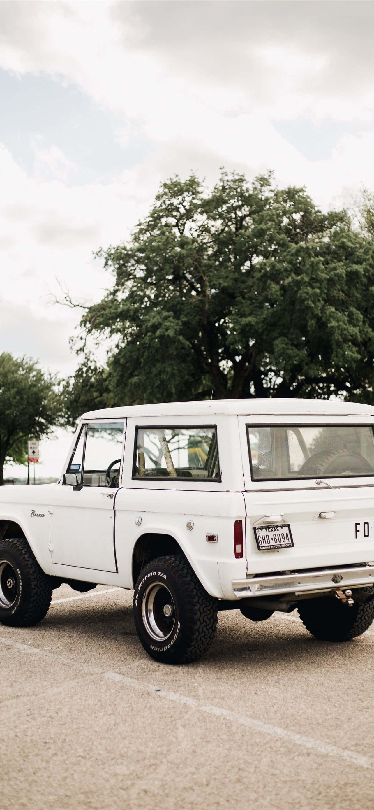 iPhone XS Max Project Cars 2 Valkoinen Ford Bronco -taustakuva Taustakuvat