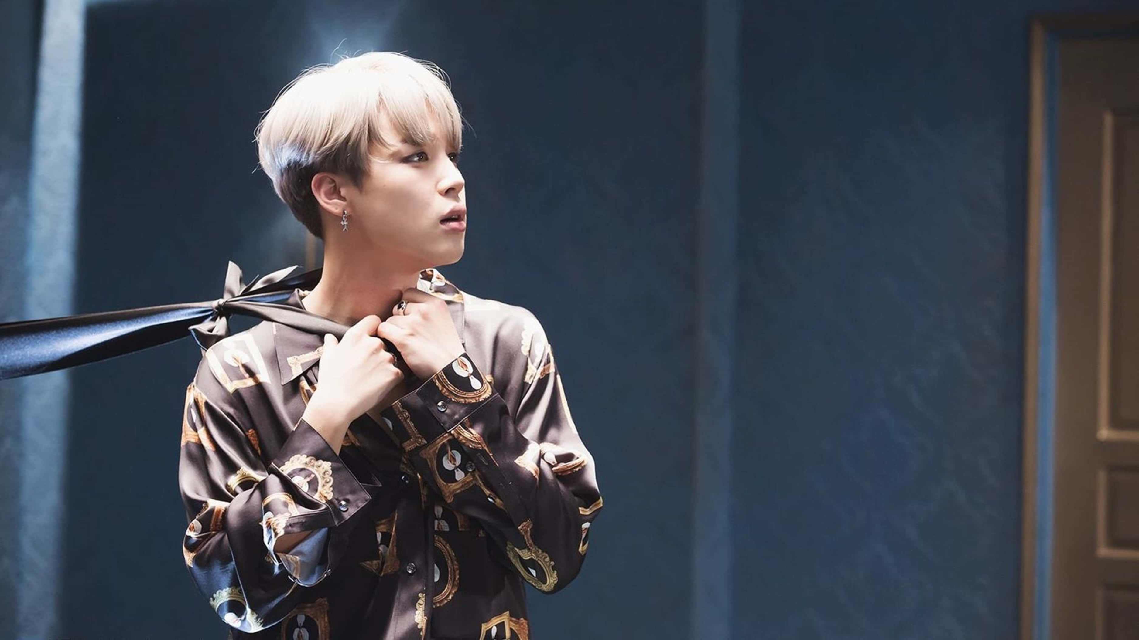 Jimin HD Blood Sweat And Tears -musiikkivideossa Taustakuvat