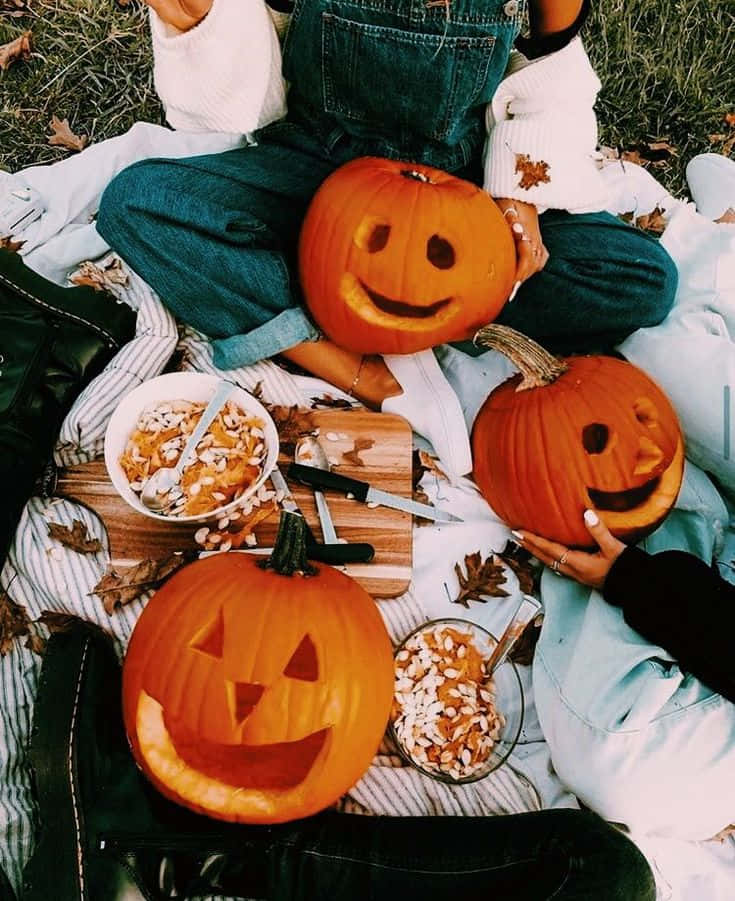 Juhli Halloweenia tyylikkäästi tällä karmivan kauniilla estetiikalla! Taustakuvat