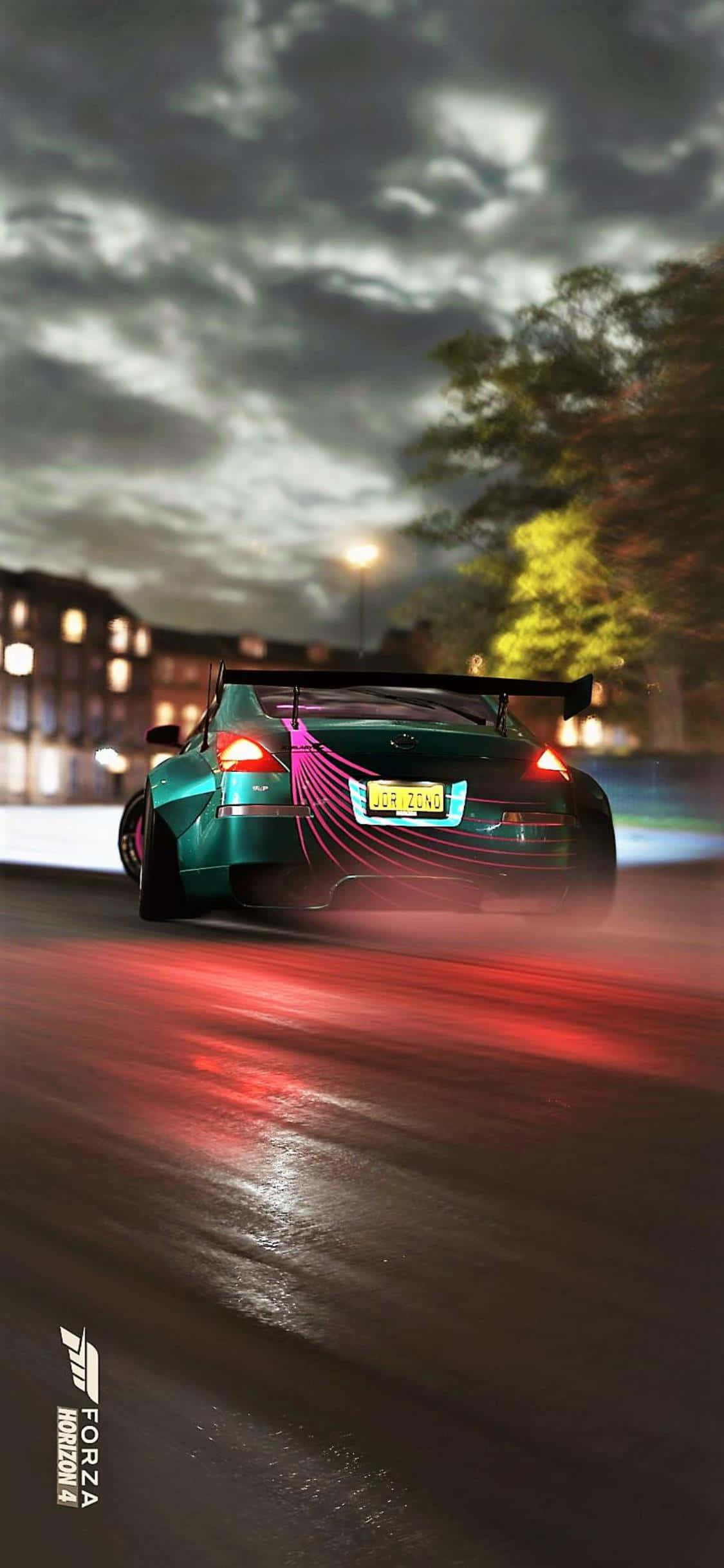 Kaunis näkymä eloisasta Ignition Festivalista kilpailun aikana uudessa Forza Horizon 4 -pelissä. Taustakuvat