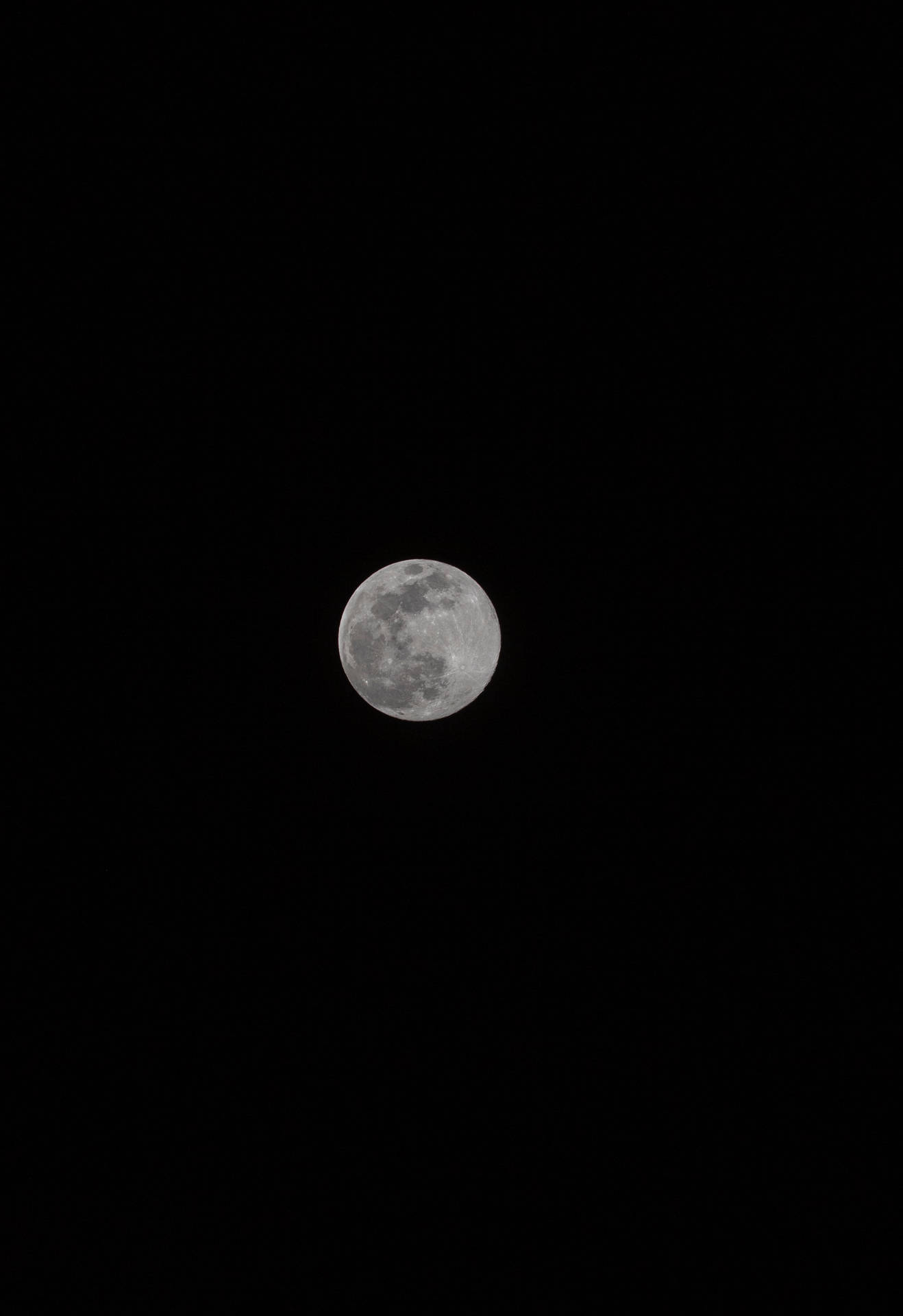 Täysikuu loistaa kirkkaasti mustalla keskiyön taivaalla. Kuu ja satelliittinäkymä. — Yötaivas GIF Taustakuvat