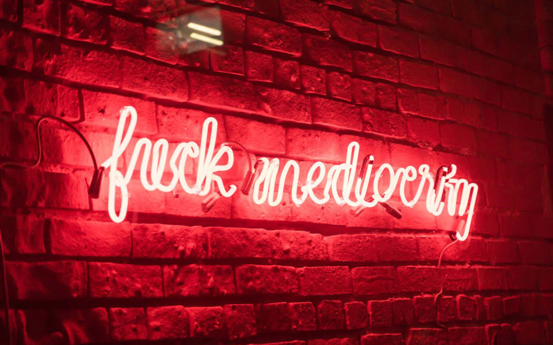 Kirkasta maailmaasi tällä eloisalla Neon Red Aesthetic -tyylillä! Taustakuvat