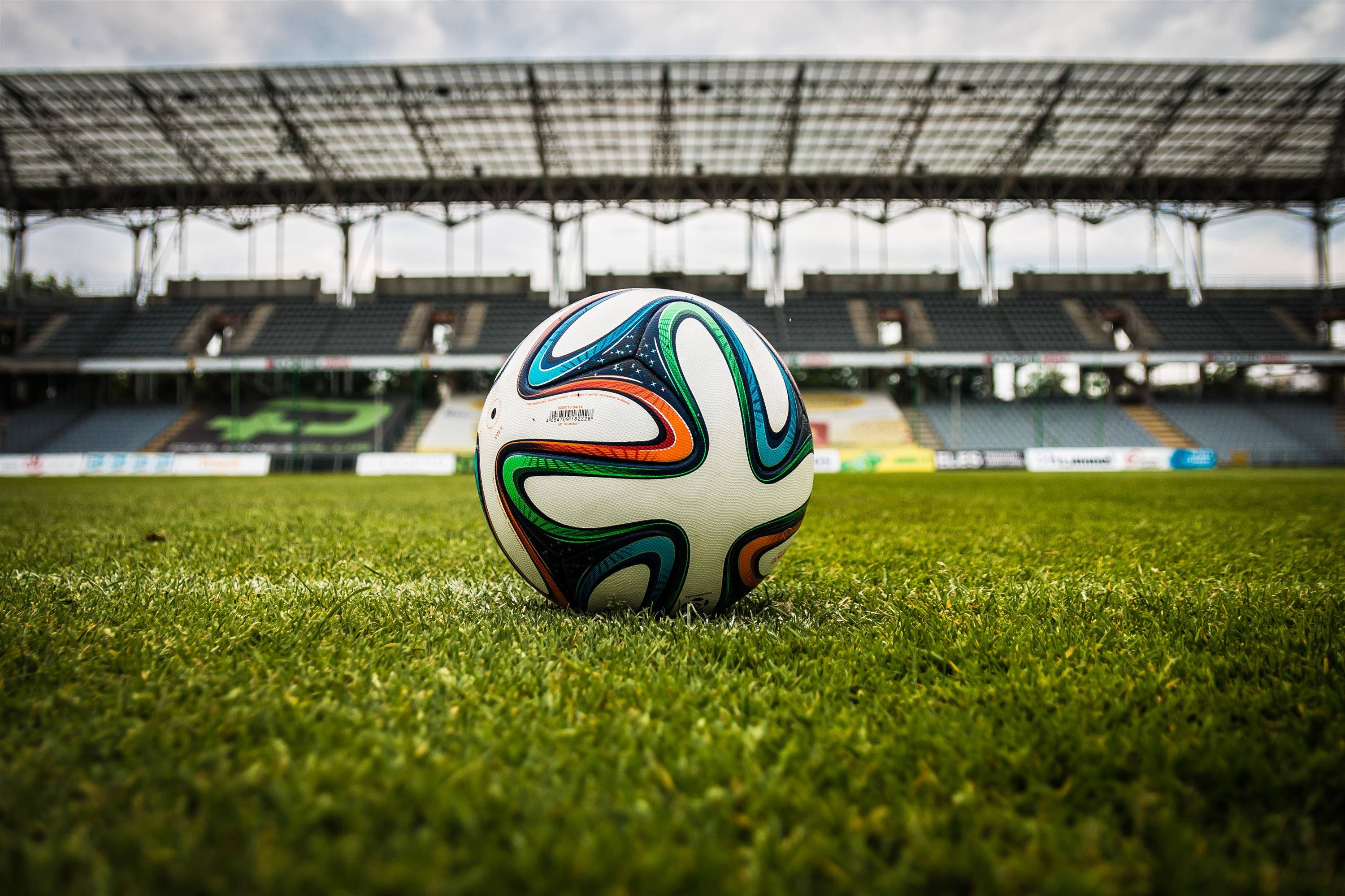 Koe jalkapallon jännitys upealla stadionilla Taustakuvat