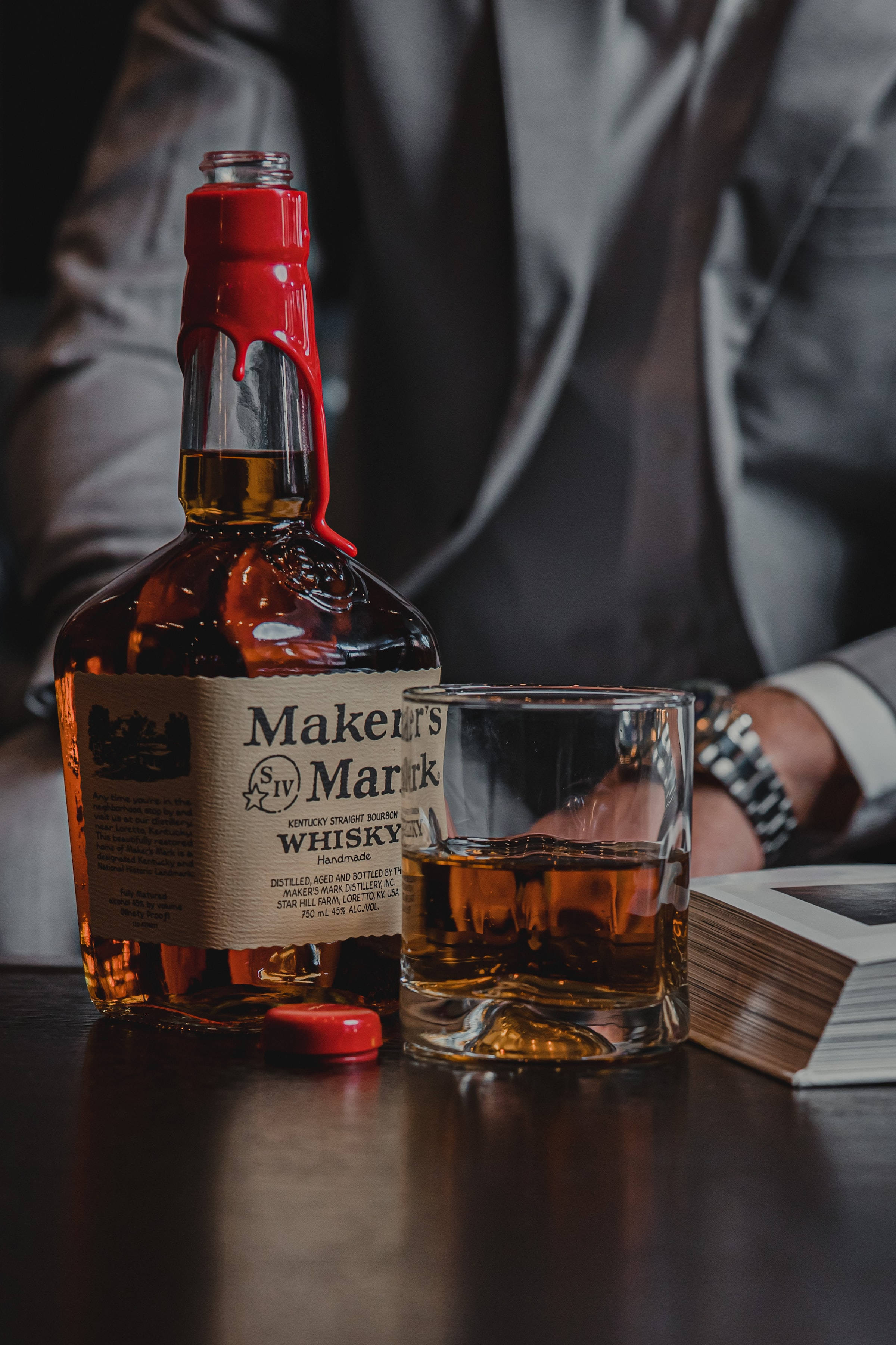 Kuvateksti: Maku huippuluokkaa – Maker's Mark -viski Taustakuvat