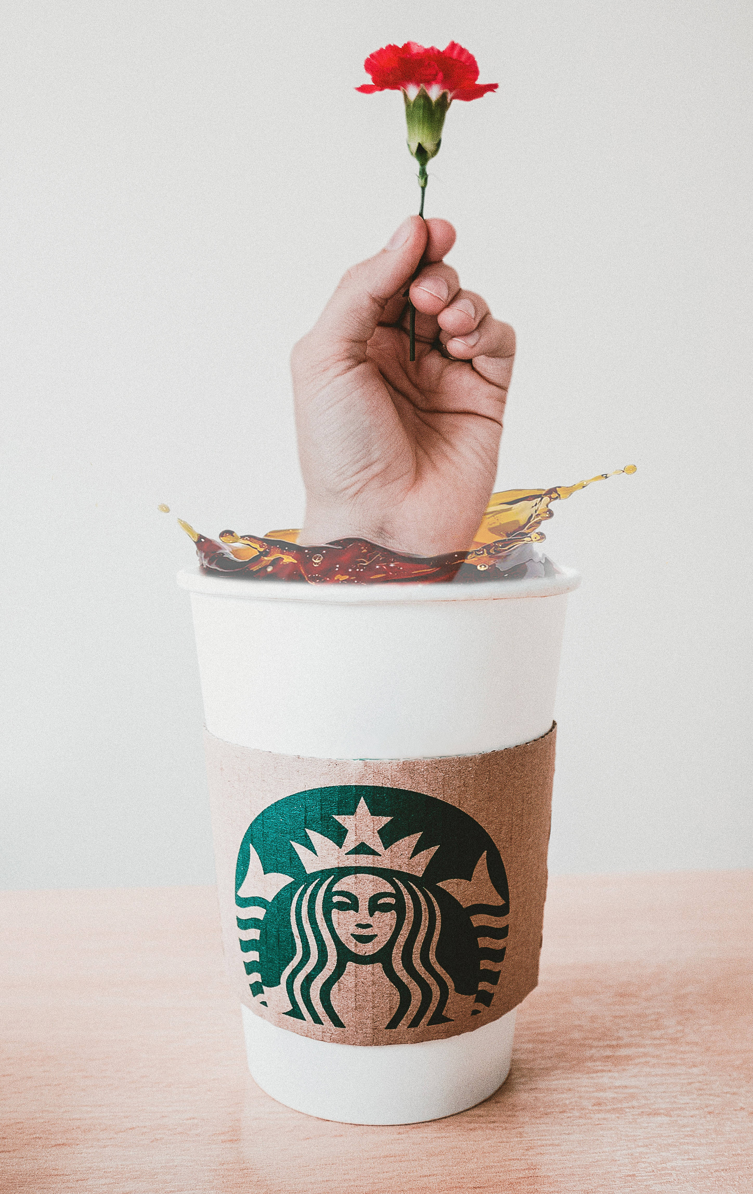 Kuvateksti: Starbucks-kokemuksen rikastaminen iPhonella Taustakuvat