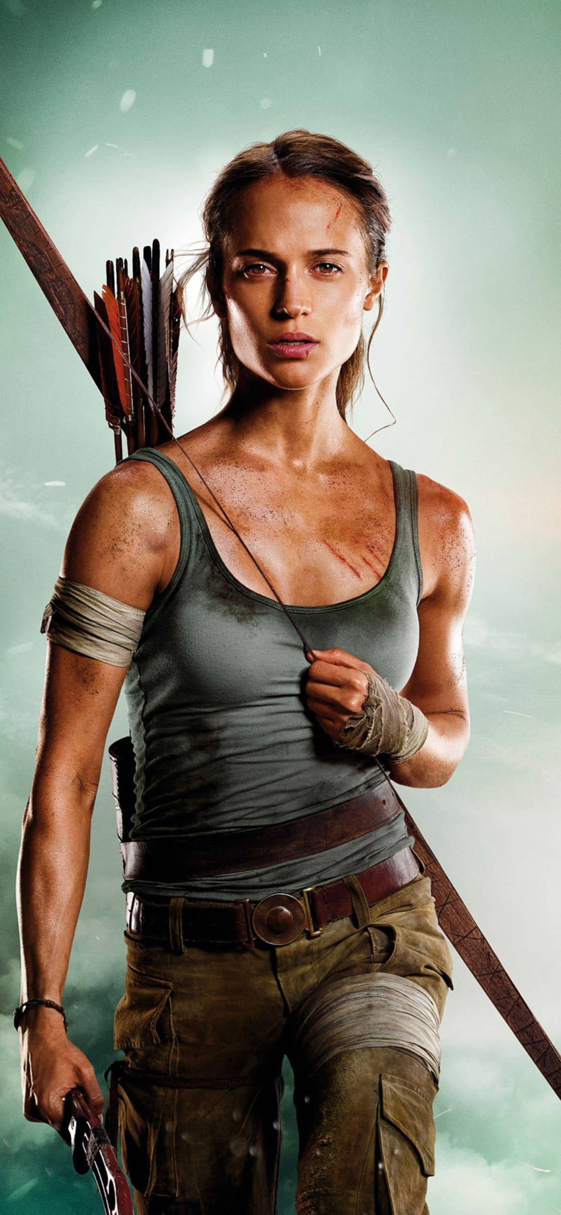 Lara Croft parhaimmillaan luotettavan aseensa ja iPhonensa kanssa! Taustakuvat