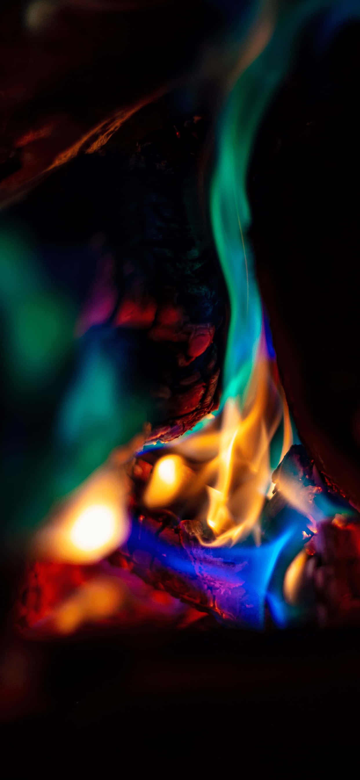 Lisää ripaus inspiraatiota elämääsi Colorful iPhonella. Taustakuvat