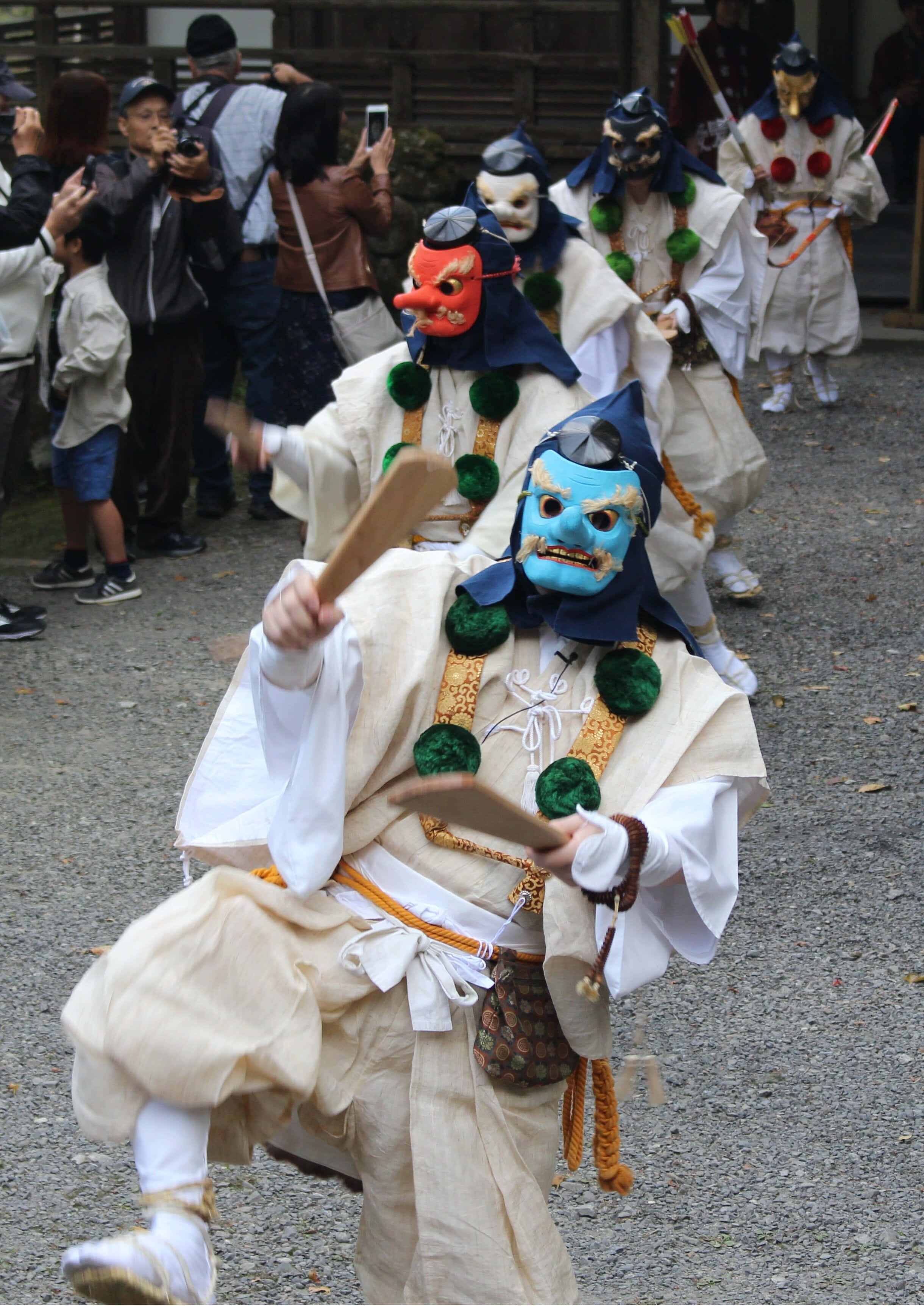Majestic Tengu surrounded by nature Taustakuvat