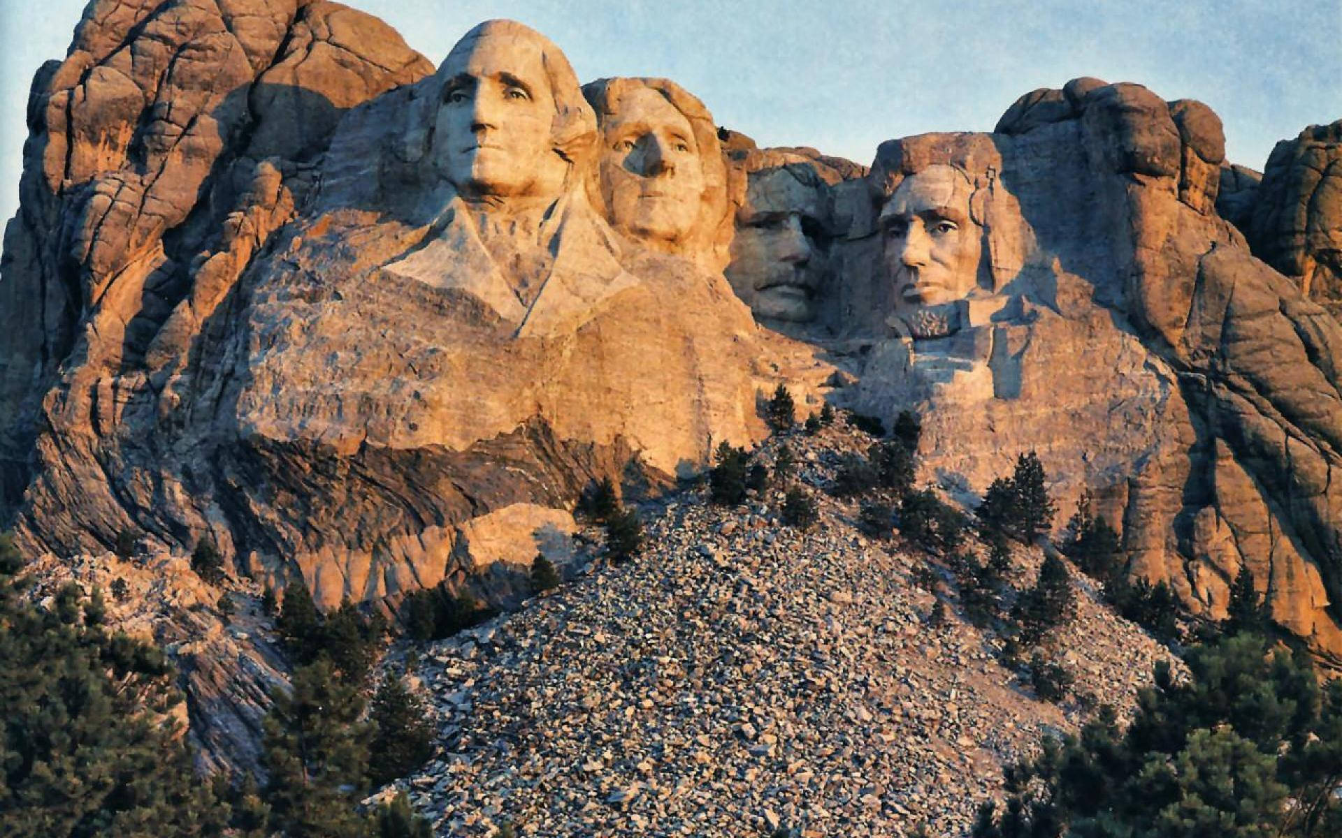 Mount Rushmore kultaisena tuntina Taustakuvat
