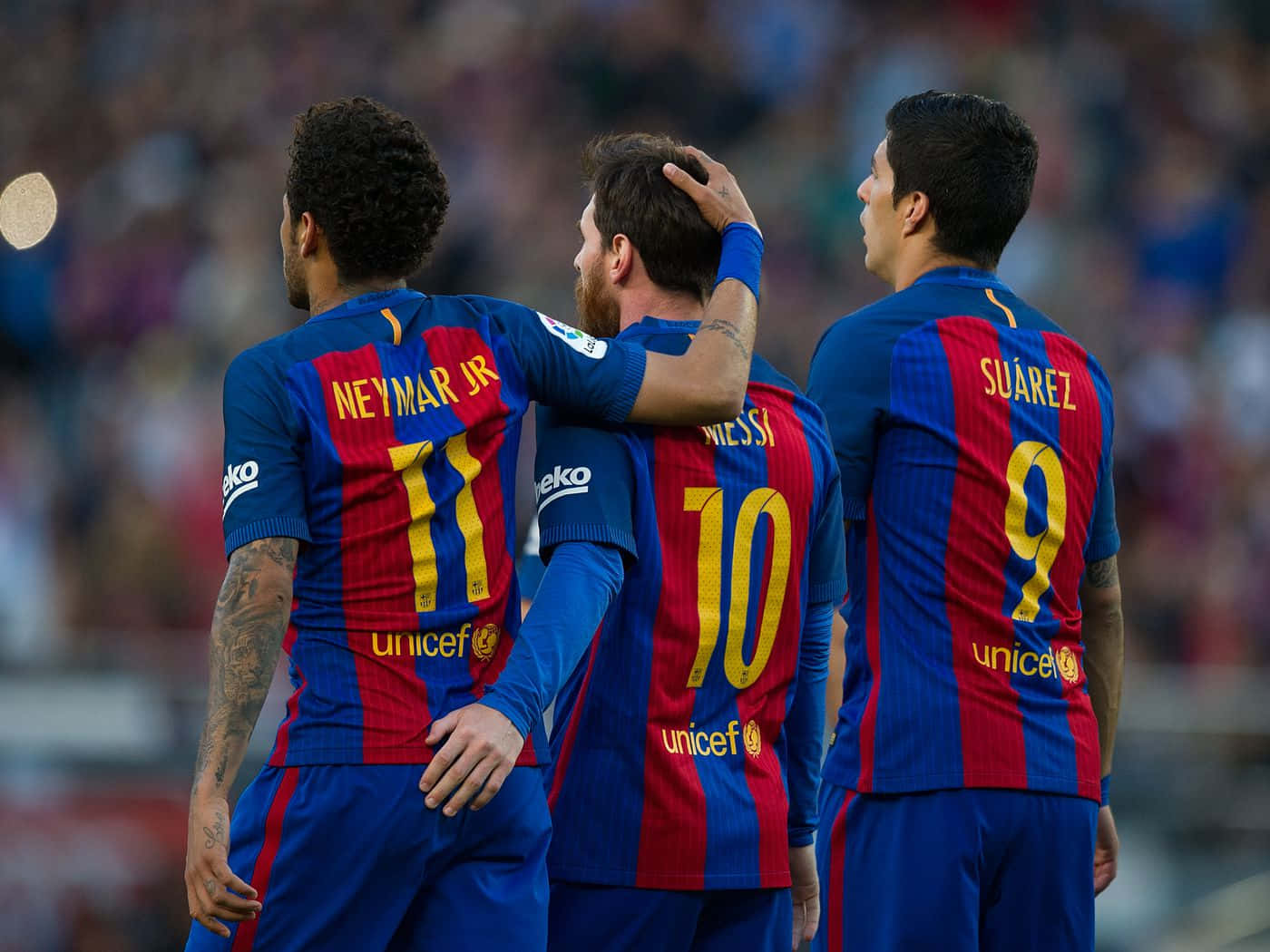 MSN-kolmikko, Neymar taputtaa Messiä Taustakuvat