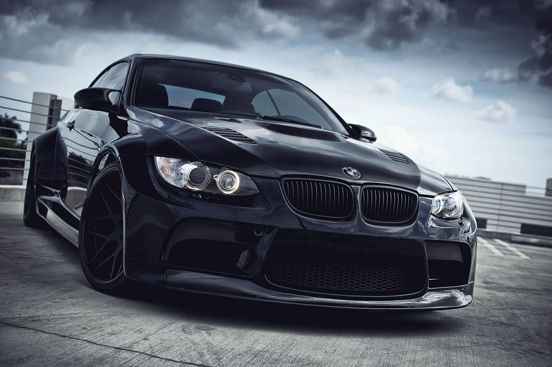 Musta BMW 4K Kannettava Auto Kuva