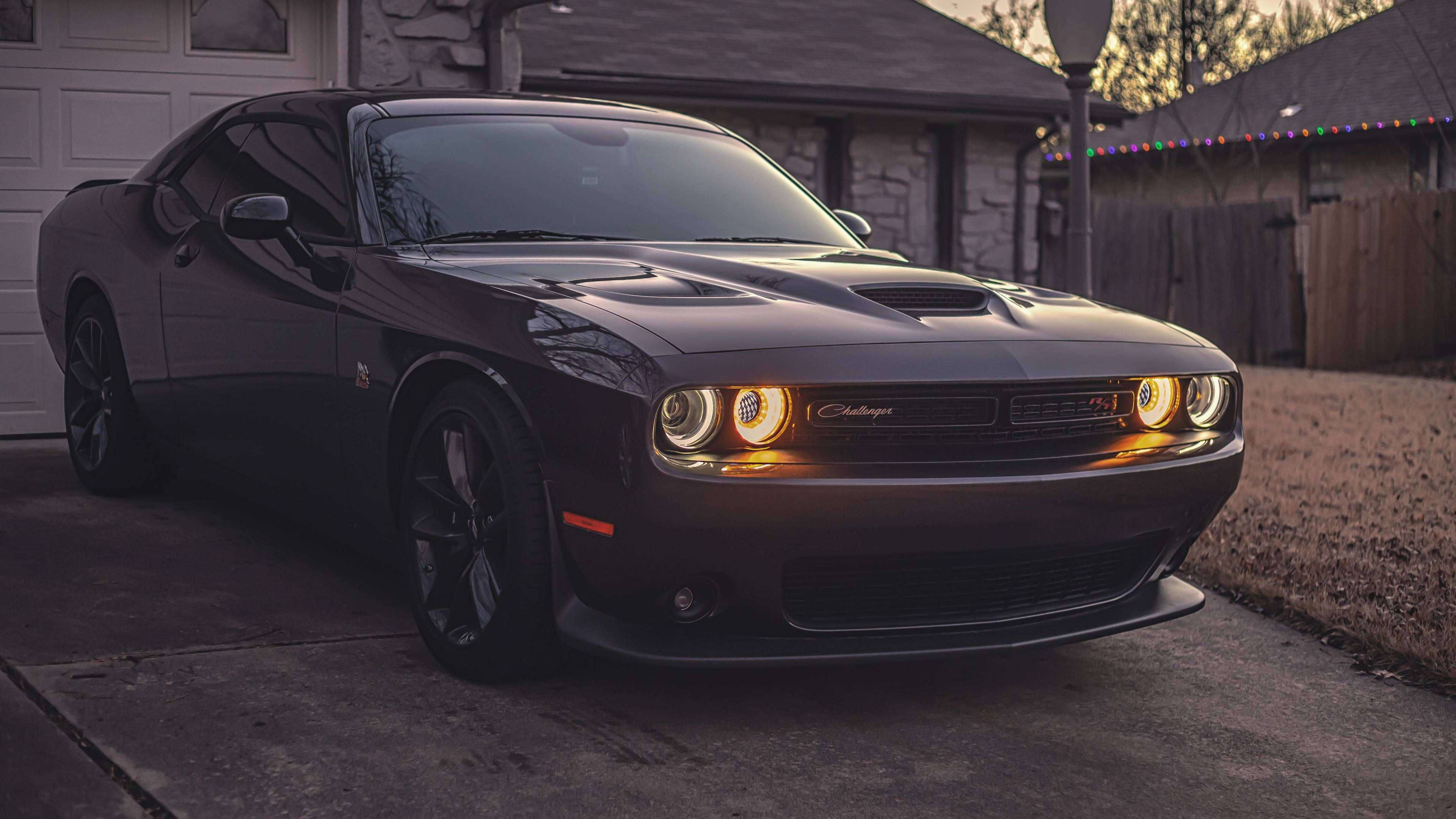 Musta Dodge Challenger Demon 4K Autotallin Edessä Taustakuvat