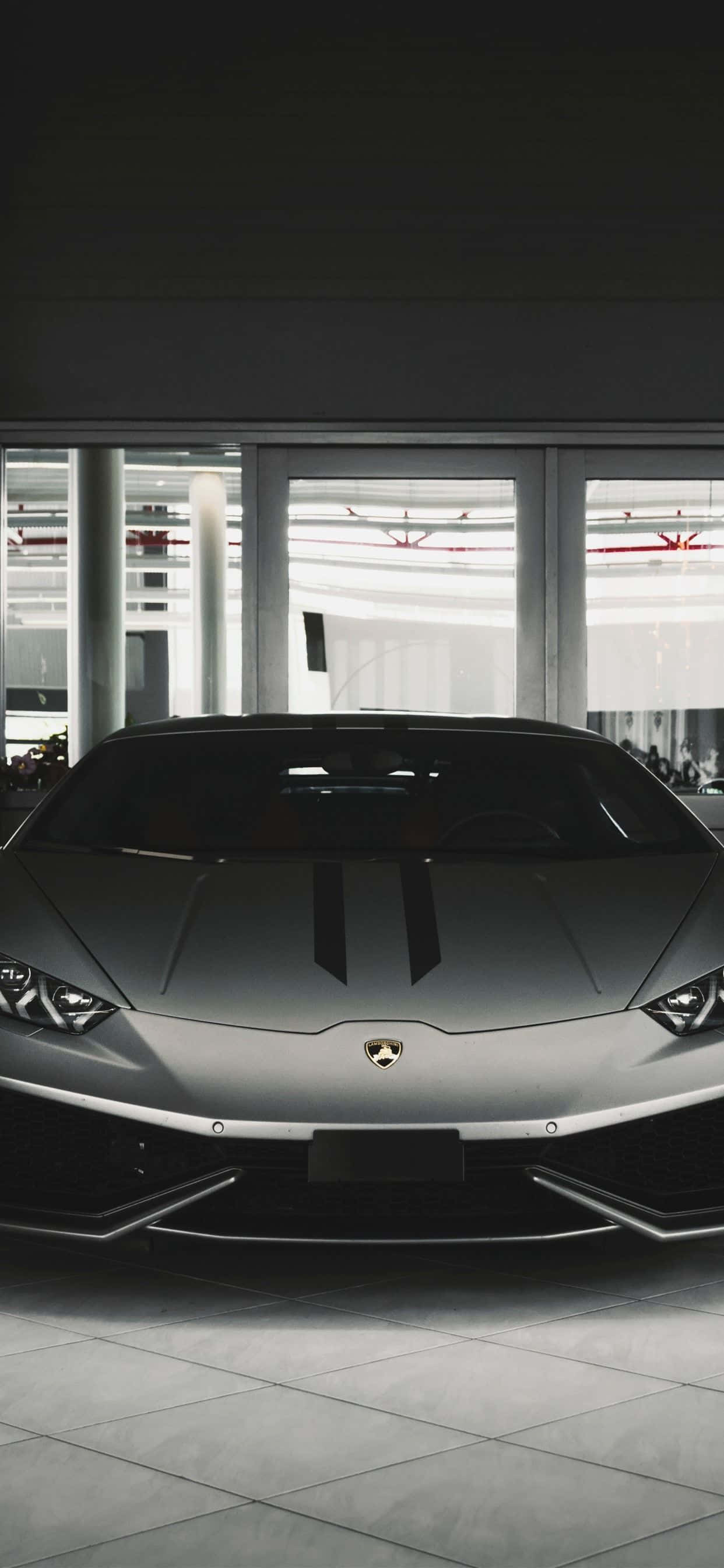 Musta Lamborghini iPhonen etukuva Taustakuvat