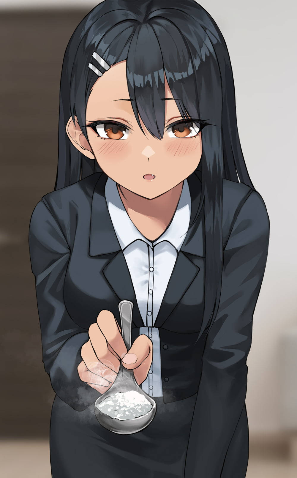 Nagatoro mustassa puvussa Taustakuvat