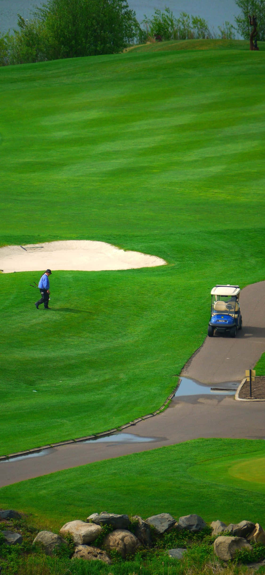 Enjoy a peaceful round of golf in front of a breathtaking backdrop Taustakuvat