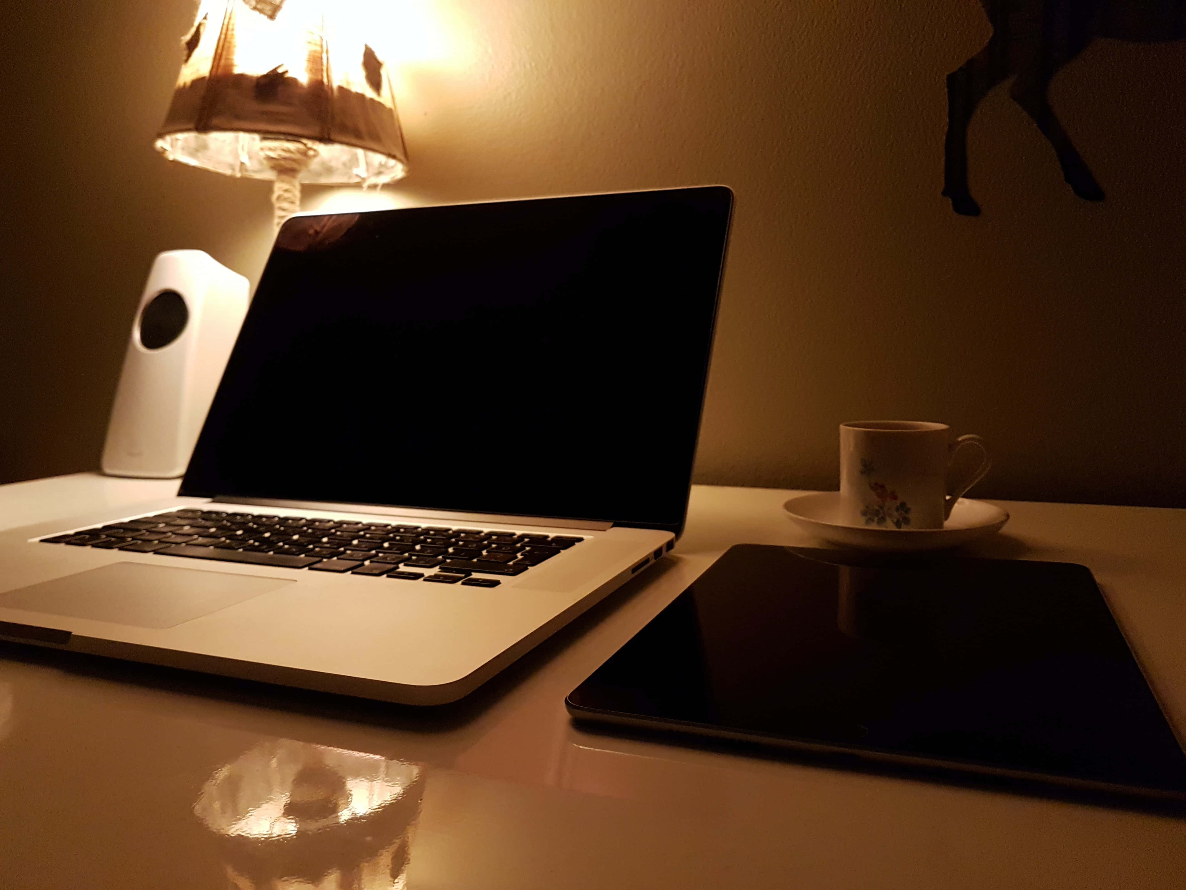 Nauti tämän esteettisen MacBookin kauneudesta Taustakuvat