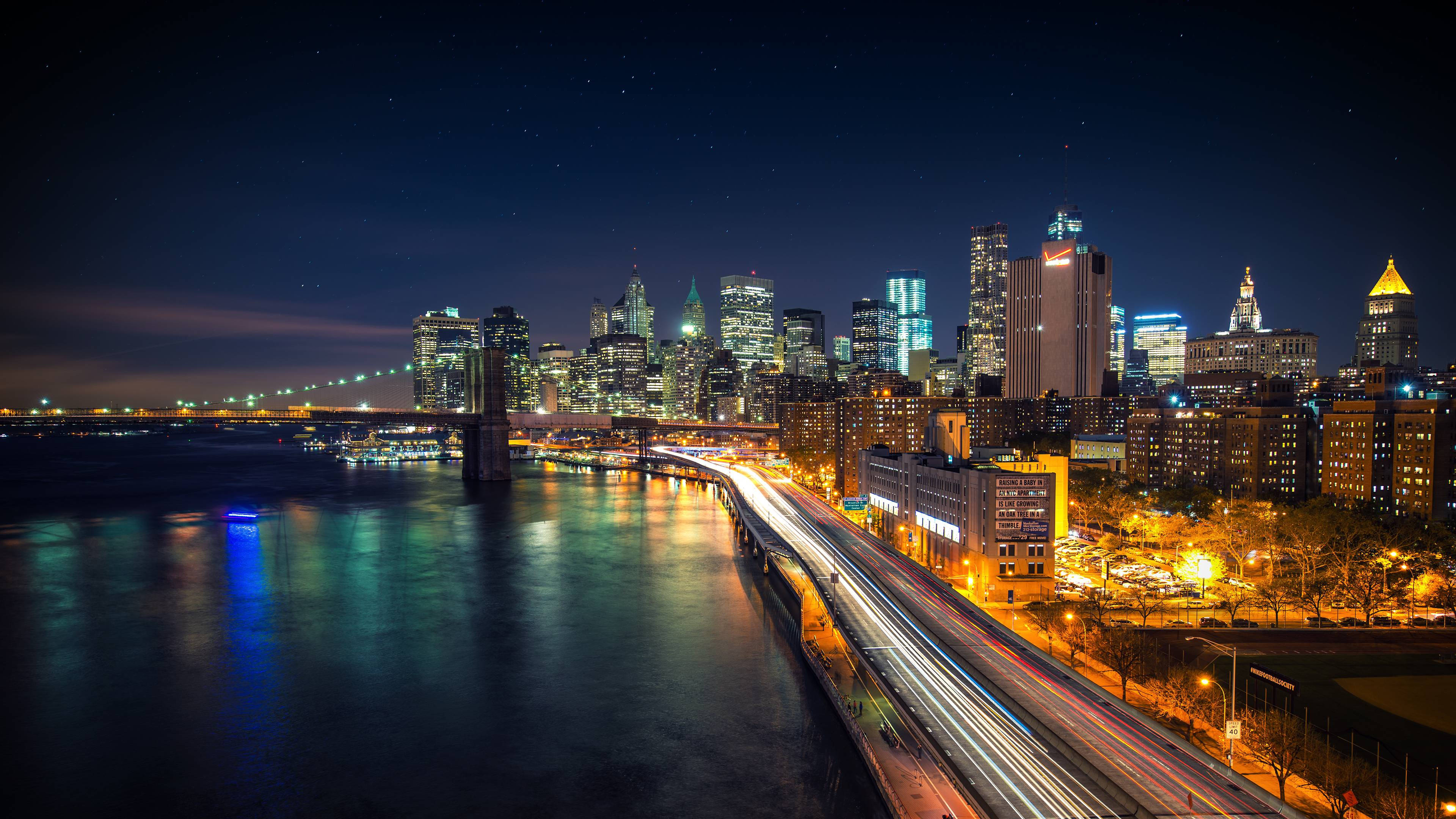 Nauttien New Yorkin kirkkaista valoista Taustakuvat
