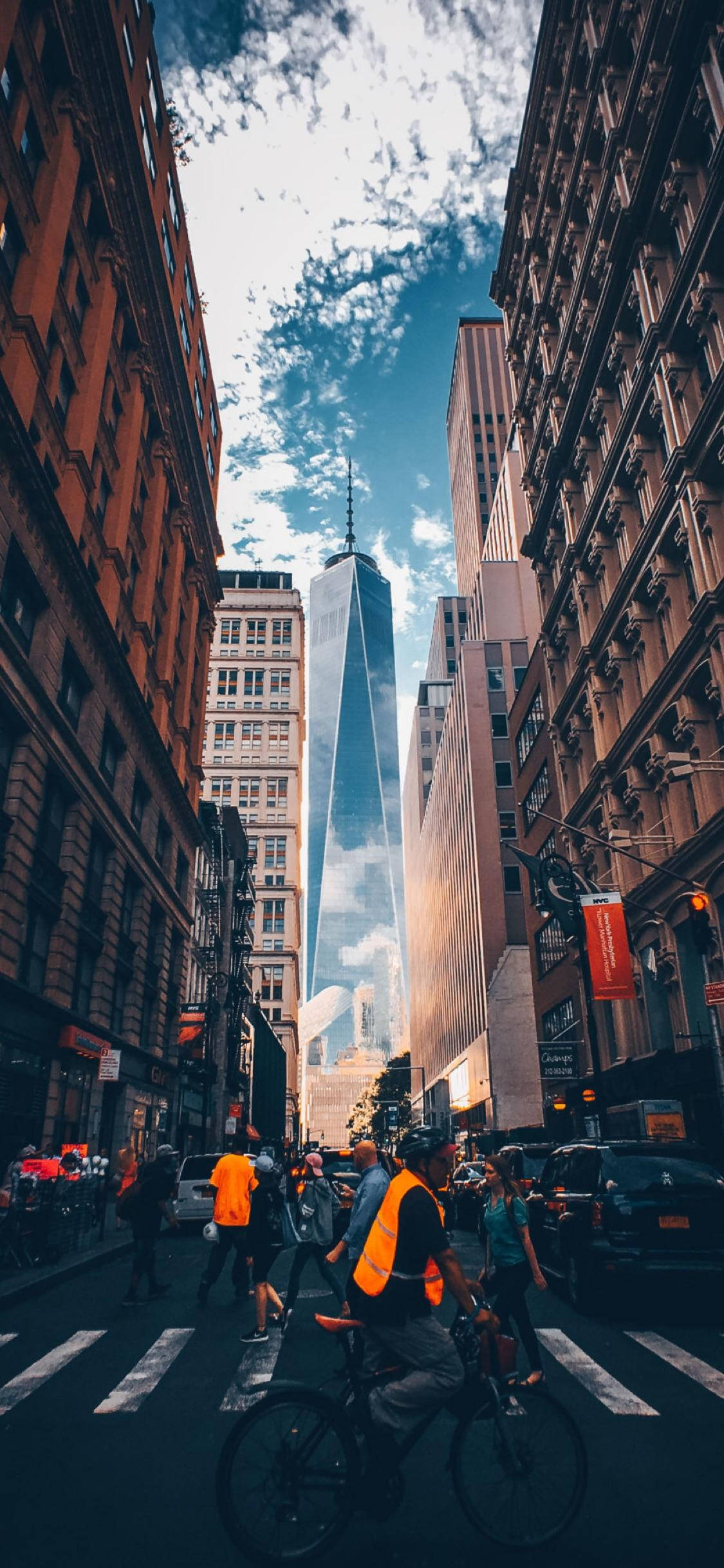 New Yorkin vilkkaiden katujen ylitys iPhone Taustakuvat